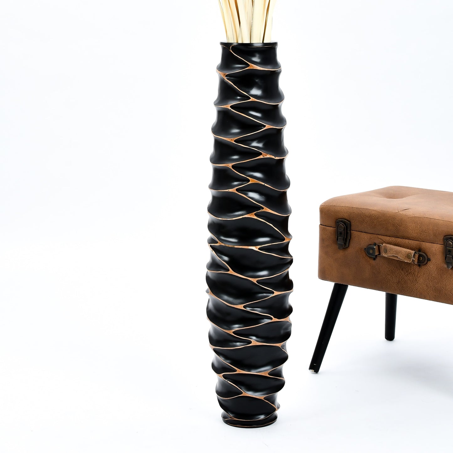 Large Mango Wood Floor Vase – Handcrafted Decorative Highlight from Thailand, 34 inches