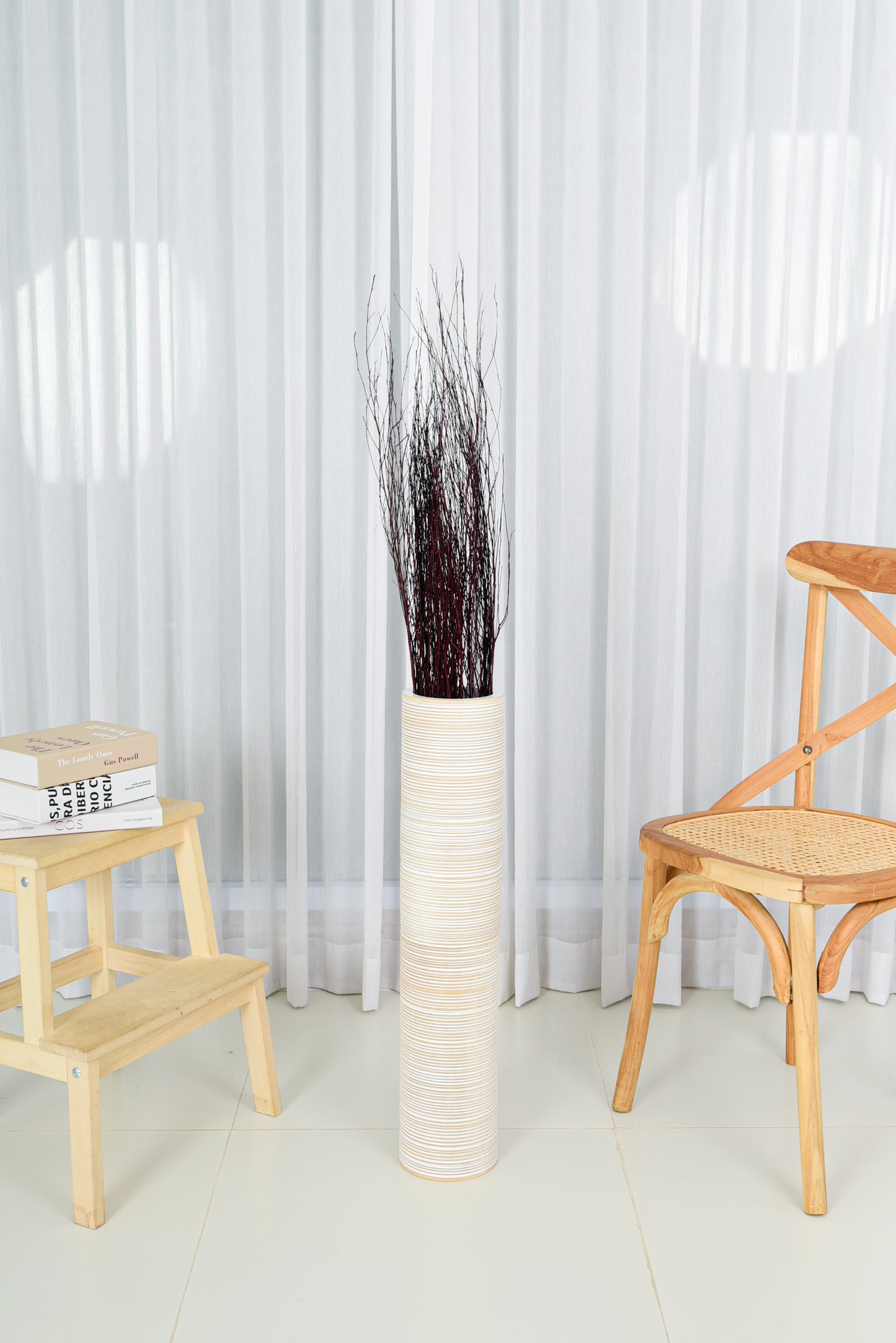 Large Mango Wood Floor Vase – Handcrafted Decorative Highlight from Thailand, 26 inches