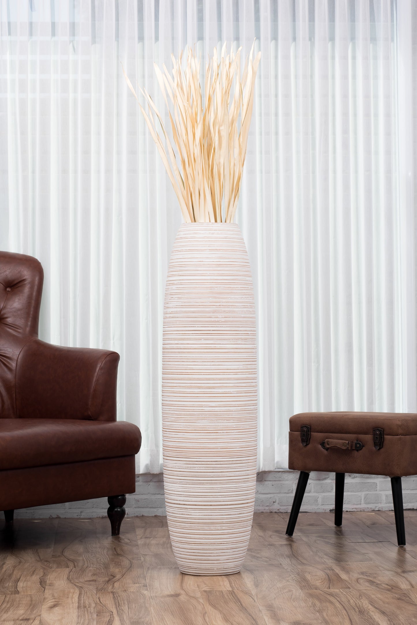 Large Mango Wood Floor Vase – Handcrafted Decorative Highlight from Thailand, 41 inches