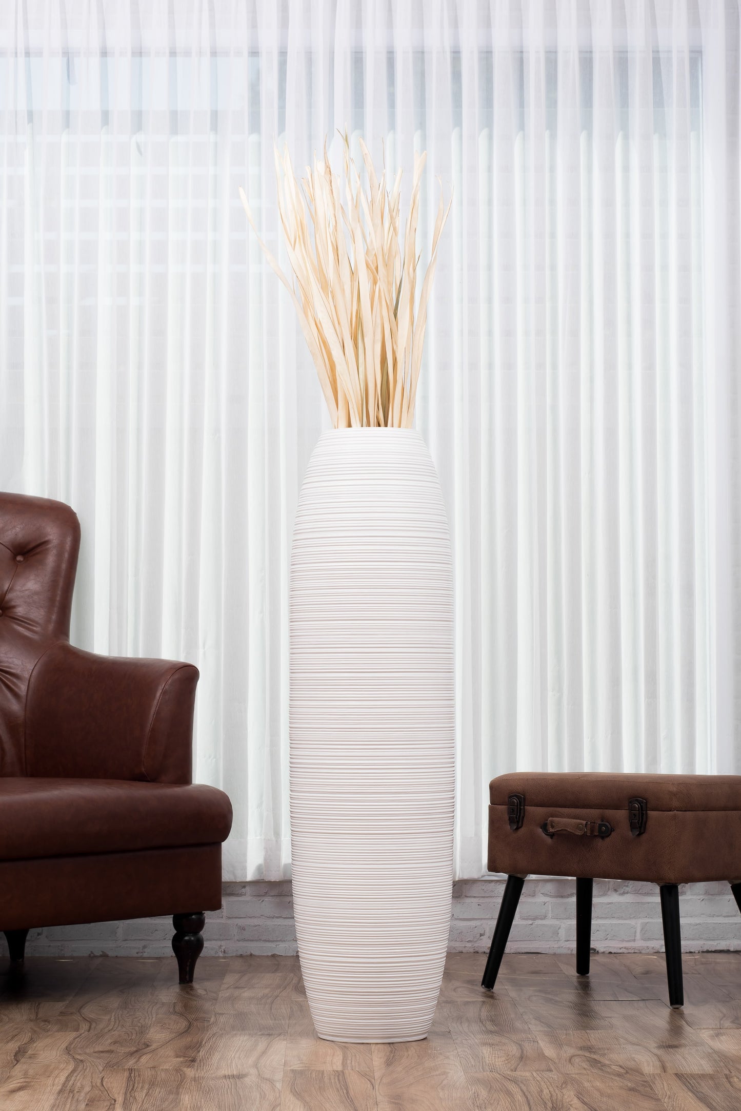 Large Mango Wood Floor Vase – Handcrafted Decorative Highlight from Thailand, 41 inches