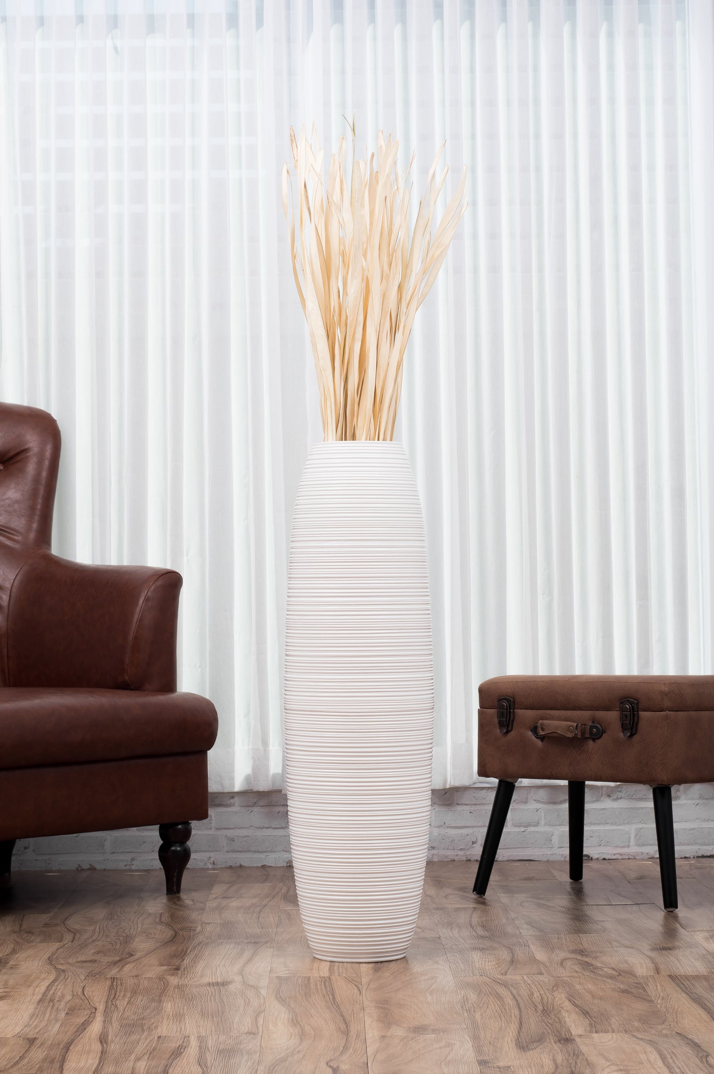 Large Mango Wood Floor Vase – Handcrafted Decorative Highlight from Thailand, 34 inches