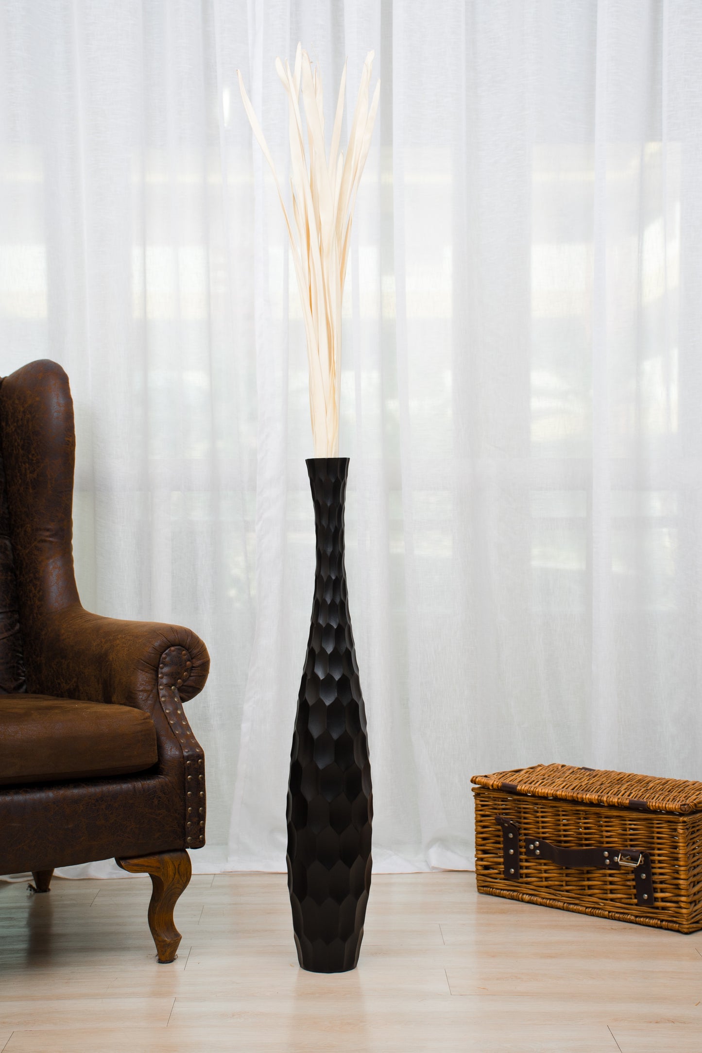 Large Mango Wood Floor Vase – Handcrafted Decorative Highlight from Thailand, 34 inches