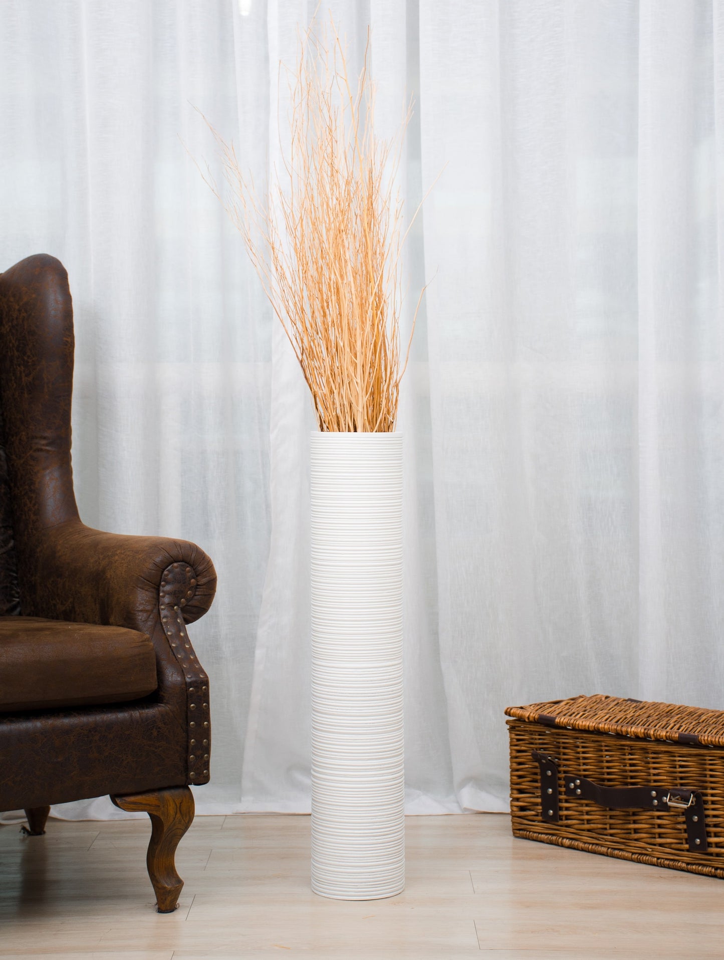 Large Mango Wood Floor Vase – Handcrafted Decorative Highlight from Thailand, 26 inches