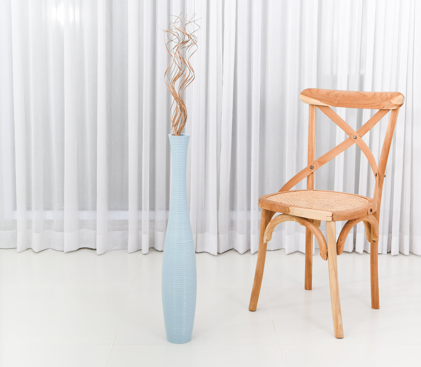 Large Mango Wood Floor Vase – Handcrafted Decorative Highlight from Thailand, 26 inches