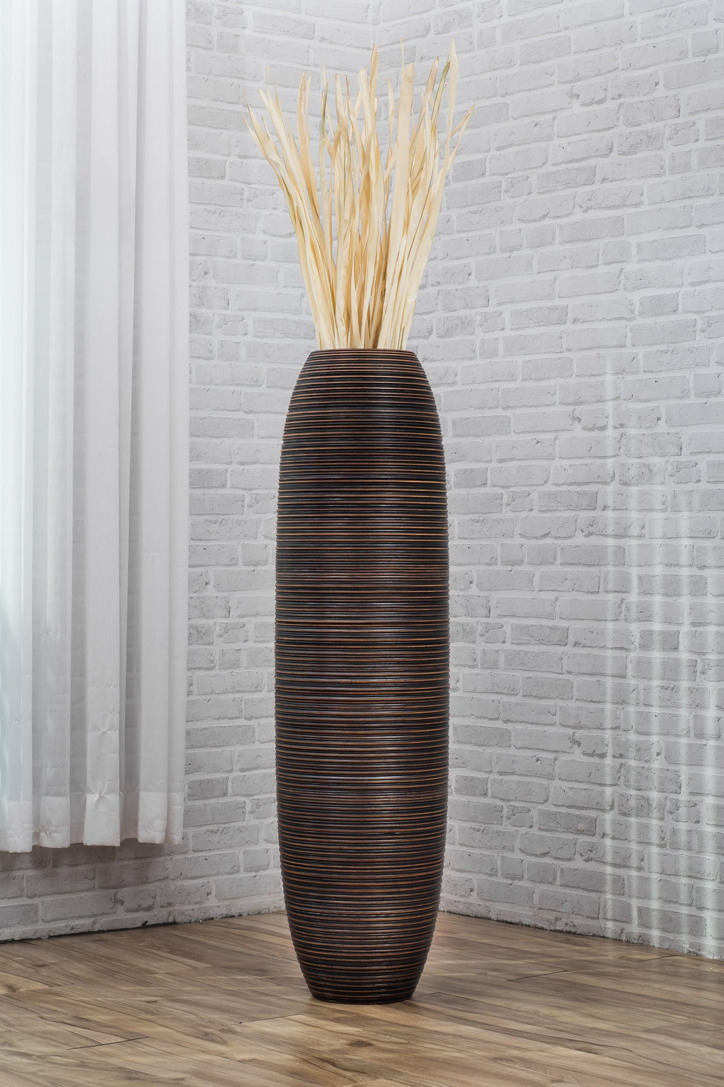 Large Mango Wood Floor Vase – Handcrafted Decorative Highlight from Thailand, 41 inches