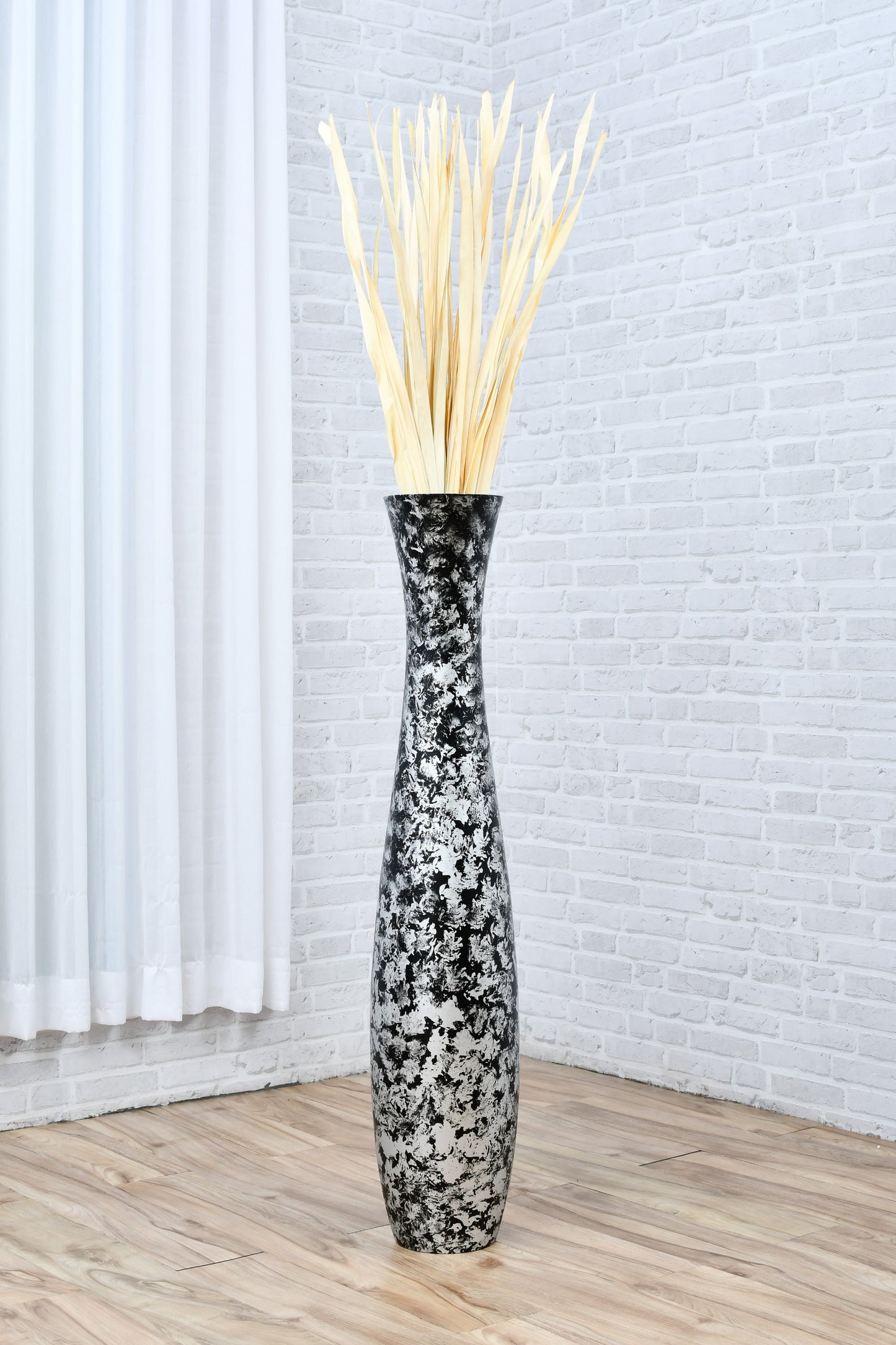 Large Mango Wood Floor Vase – Handcrafted Decorative Highlight from Thailand, 41 inches
