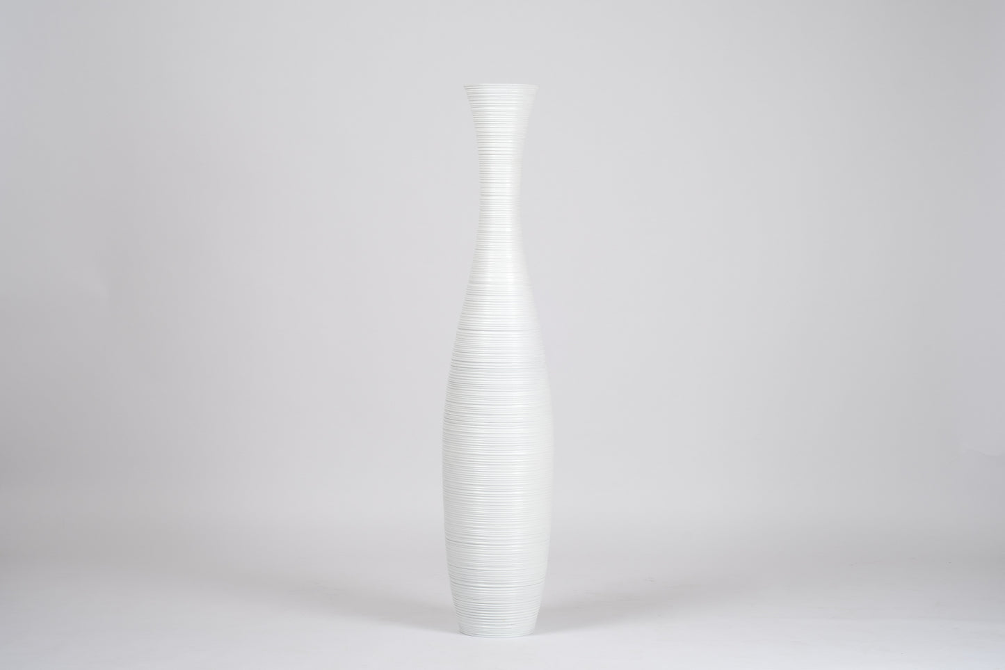 Large Mango Wood Floor Vase – Handcrafted Decorative Highlight from Thailand, 41 inches