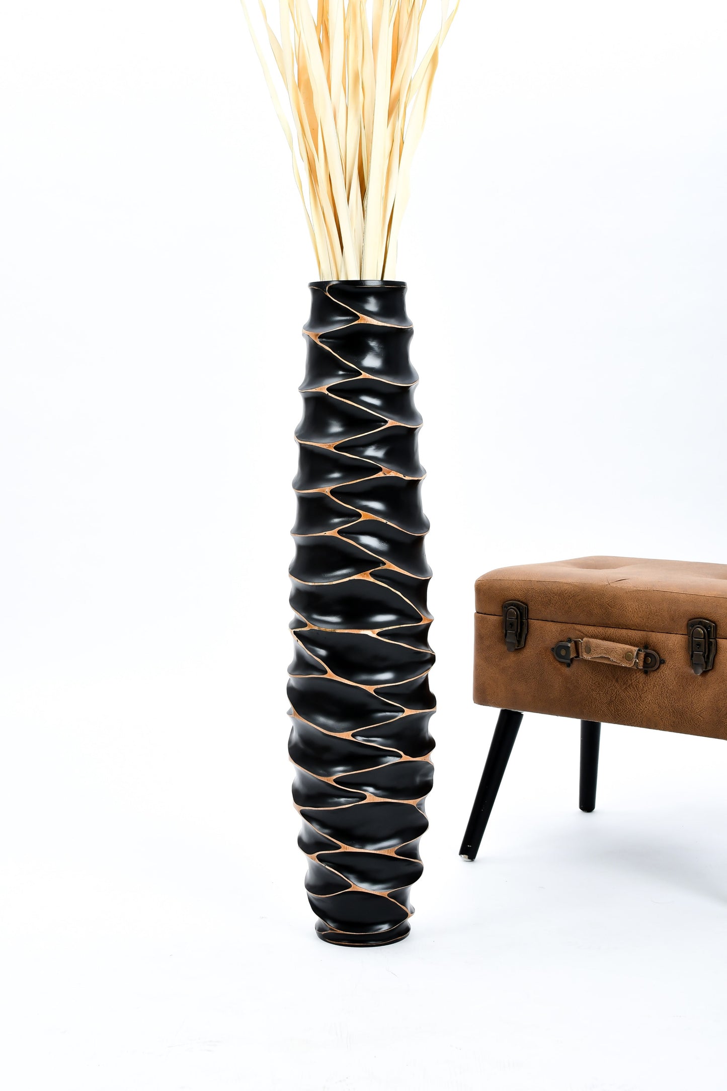 Large Mango Wood Floor Vase – Handcrafted Decorative Highlight from Thailand, 34 inches
