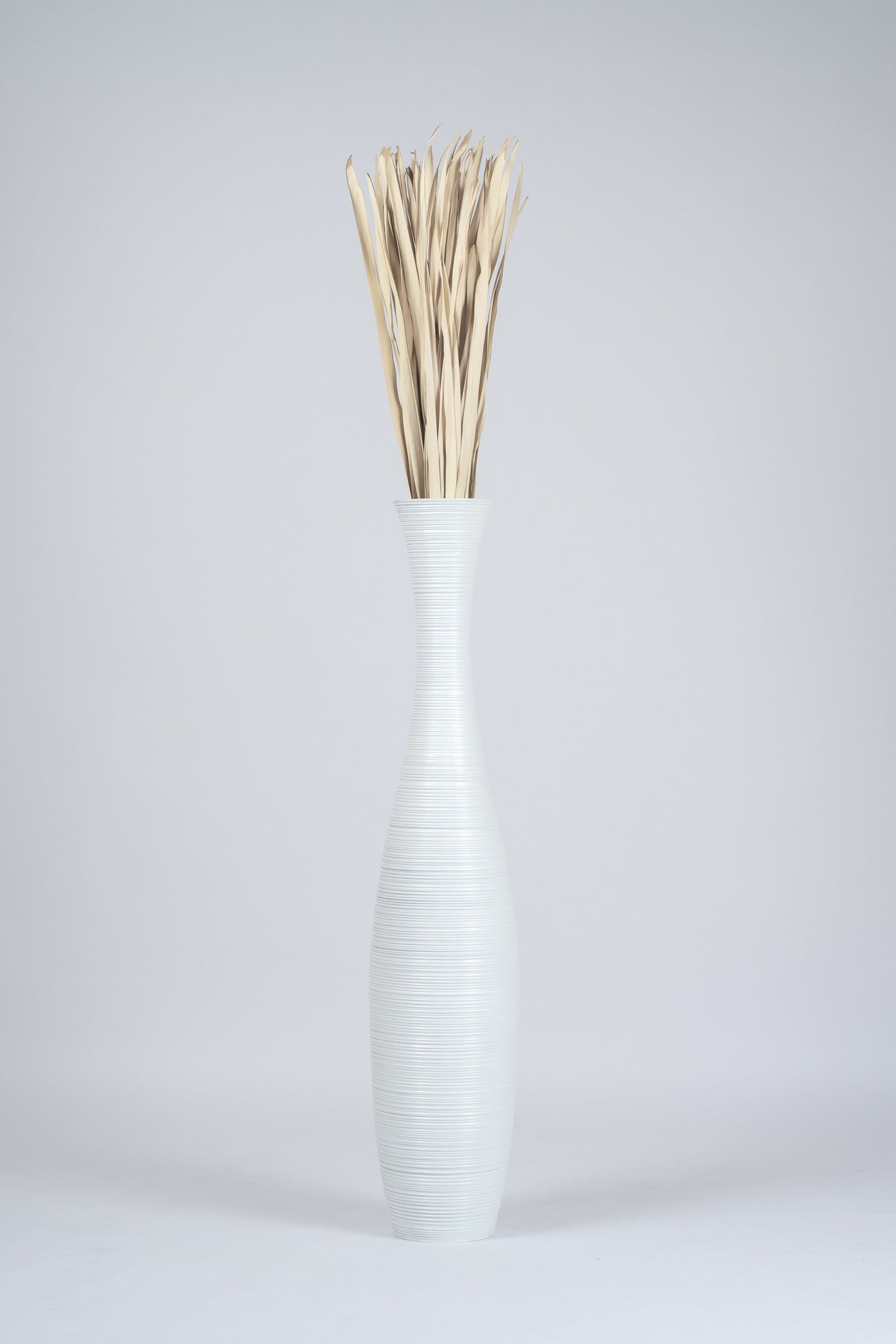 Large Mango Wood Floor Vase – Handcrafted Decorative Highlight from Thailand, 41 inches