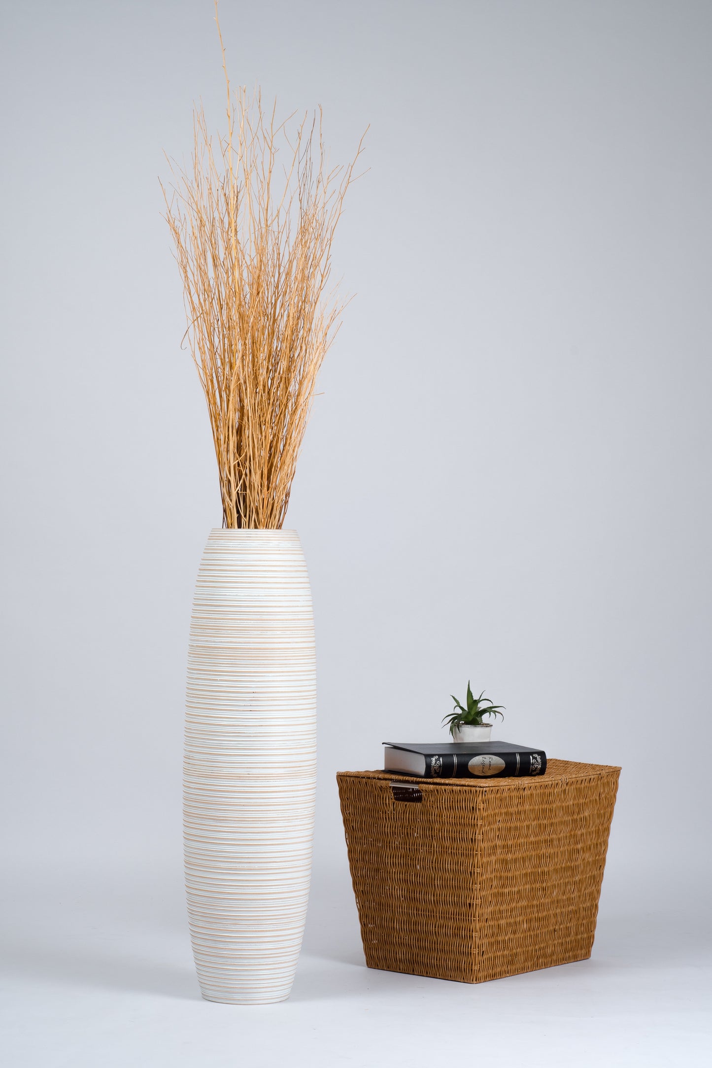 Large Mango Wood Floor Vase – Handcrafted Decorative Highlight from Thailand, 34 inches