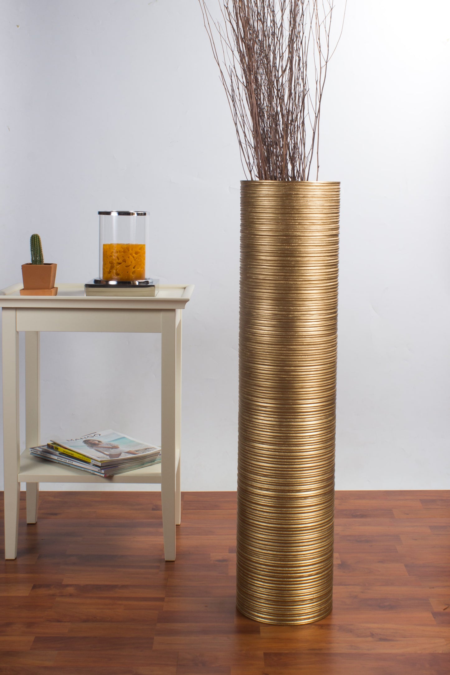 Large Mango Wood Floor Vase – Handcrafted Decorative Highlight from Thailand, 34 inches