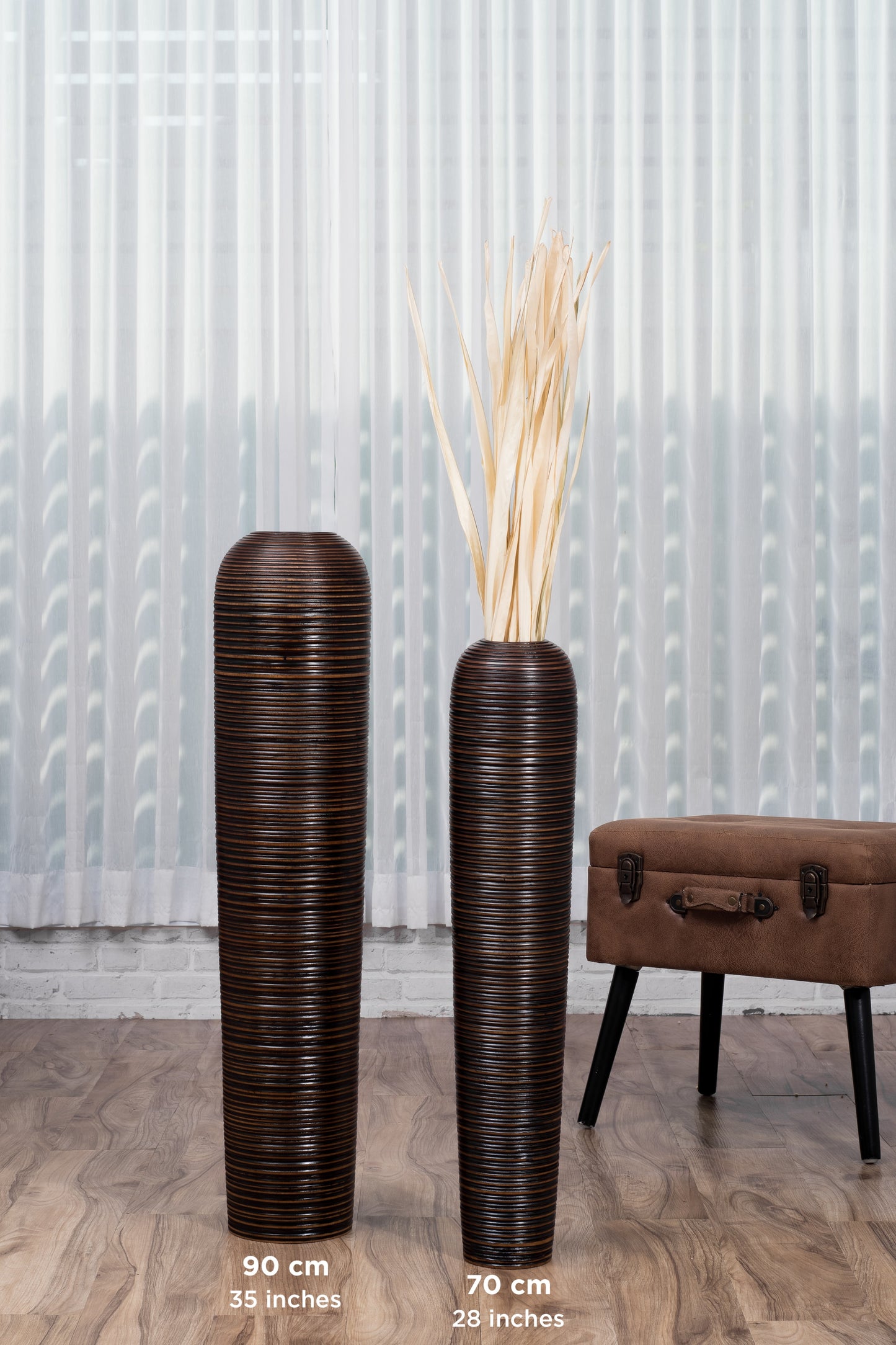 Large Mango Wood Floor Vase – Handcrafted Decorative Highlight from Thailand, 34 inches