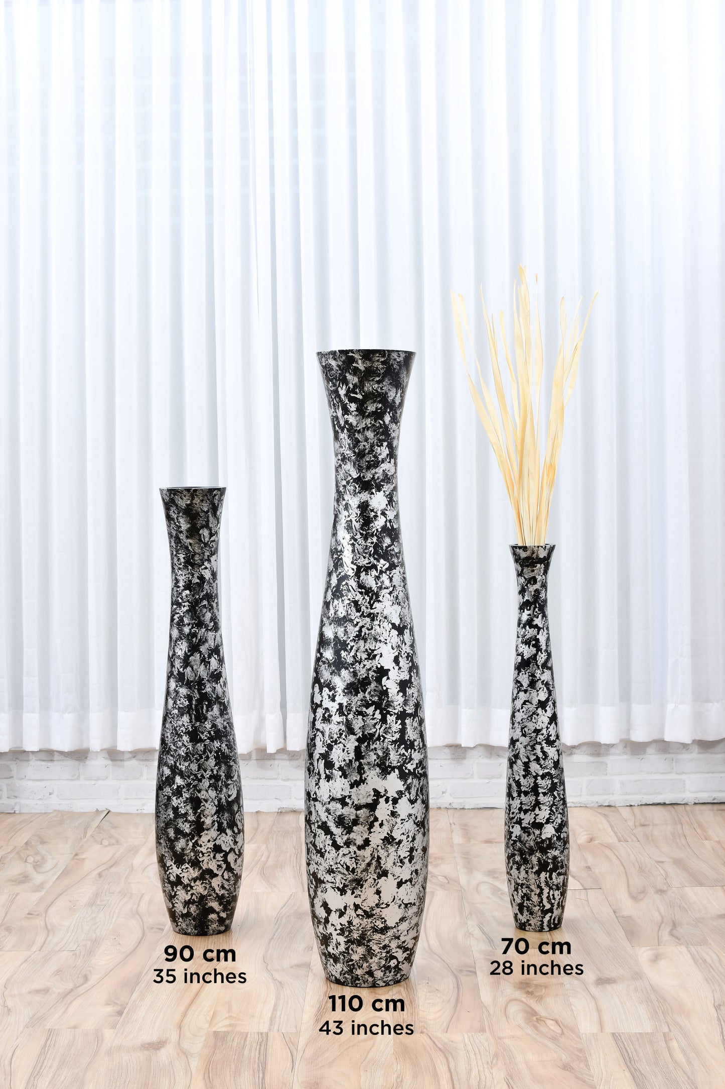 Large Mango Wood Floor Vase – Handcrafted Decorative Highlight from Thailand, 26 inches