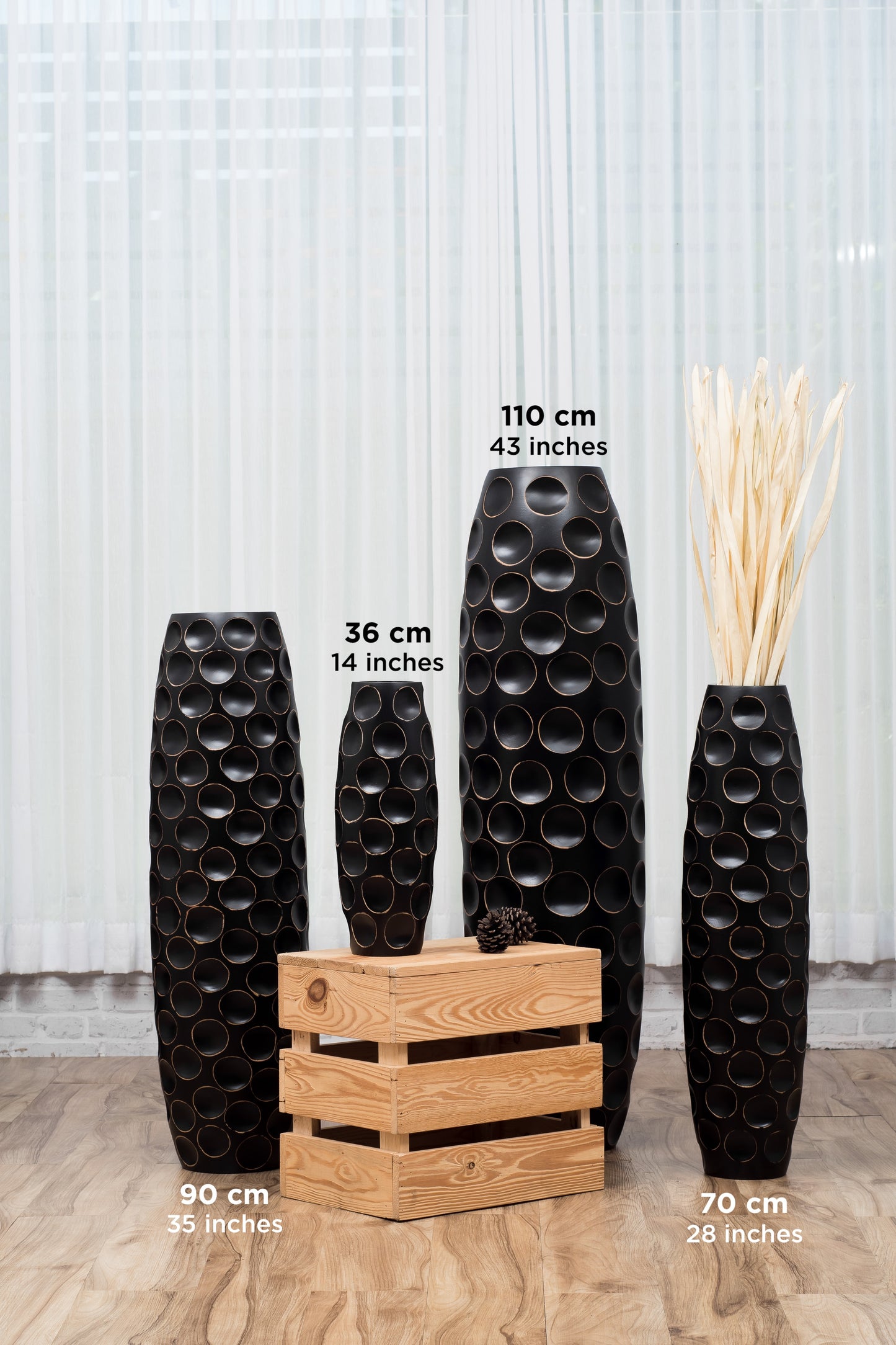 Large Mango Wood Floor Vase – Handcrafted Decorative Highlight from Thailand, 26 inches
