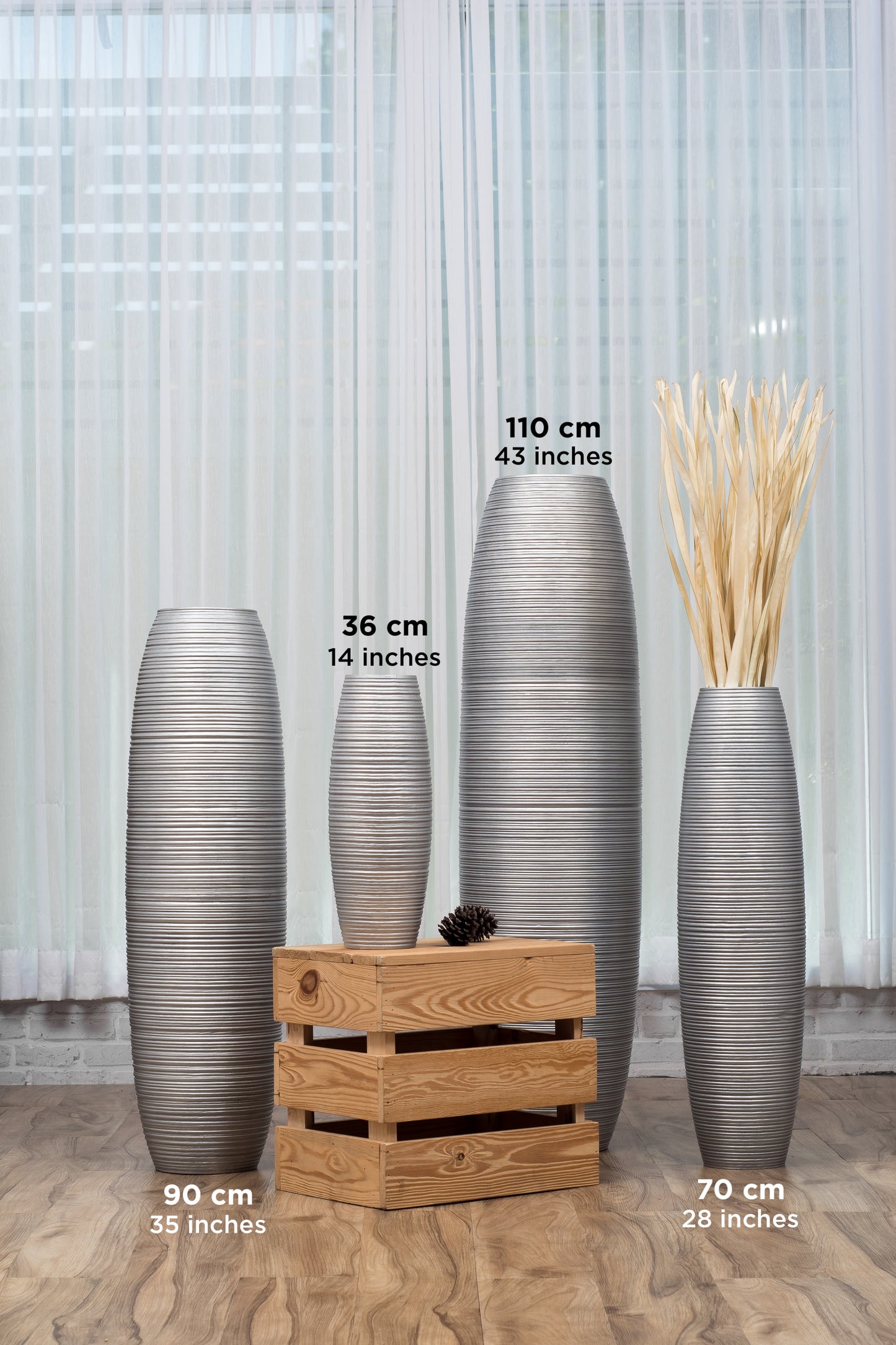Large Mango Wood Floor Vase – Handcrafted Decorative Highlight from Thailand, 26 inches