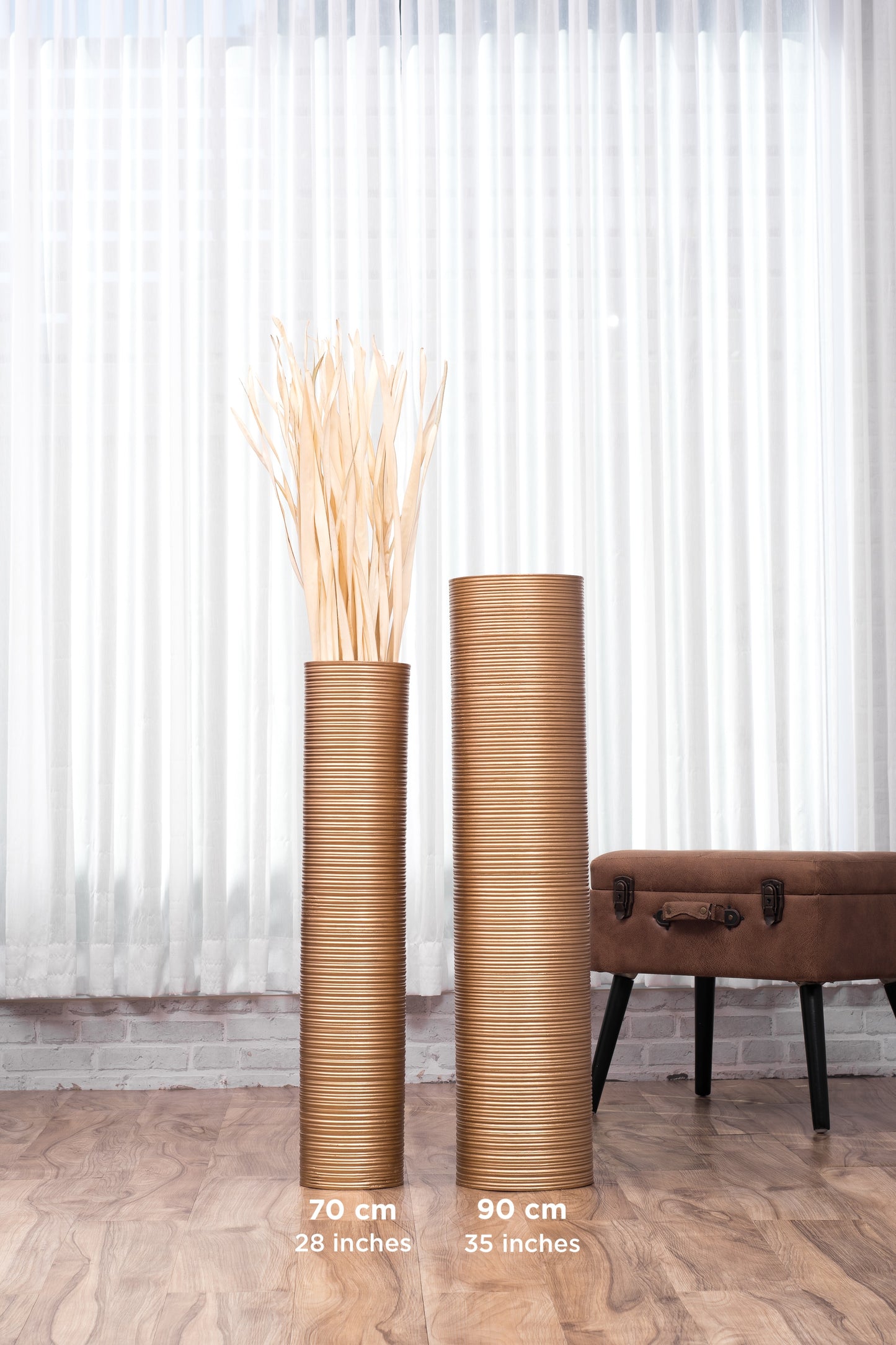 Large Mango Wood Floor Vase – Handcrafted Decorative Highlight from Thailand, 26 inches