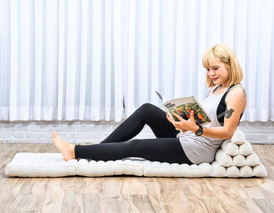 Leewadee Coussin Sol Thaï 170 x 53 cm - Kapok Siège Sol Pliable Dossier Lounge