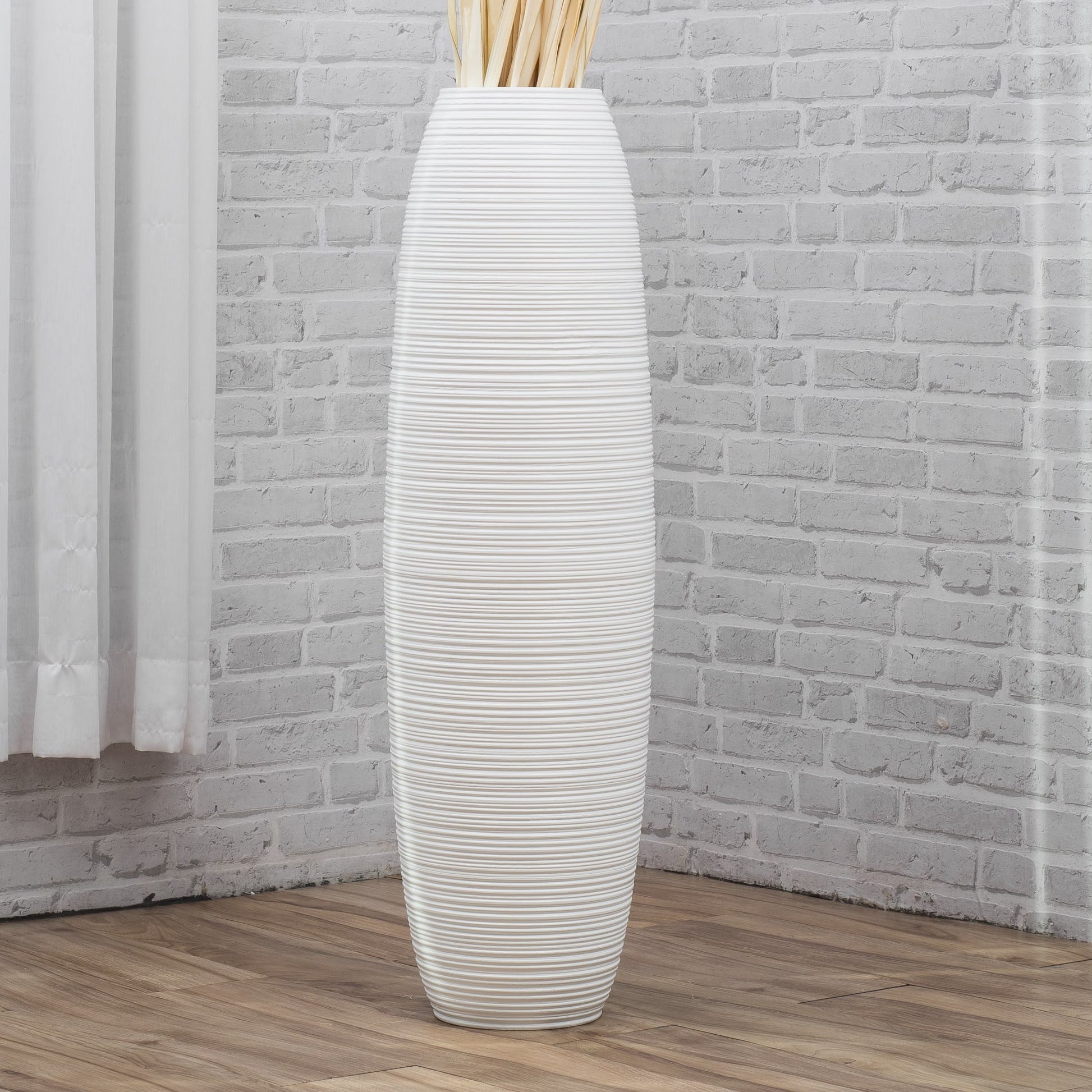 Large Mango Wood Floor Vase – Handcrafted Decorative Highlight from Thailand, 41 inches