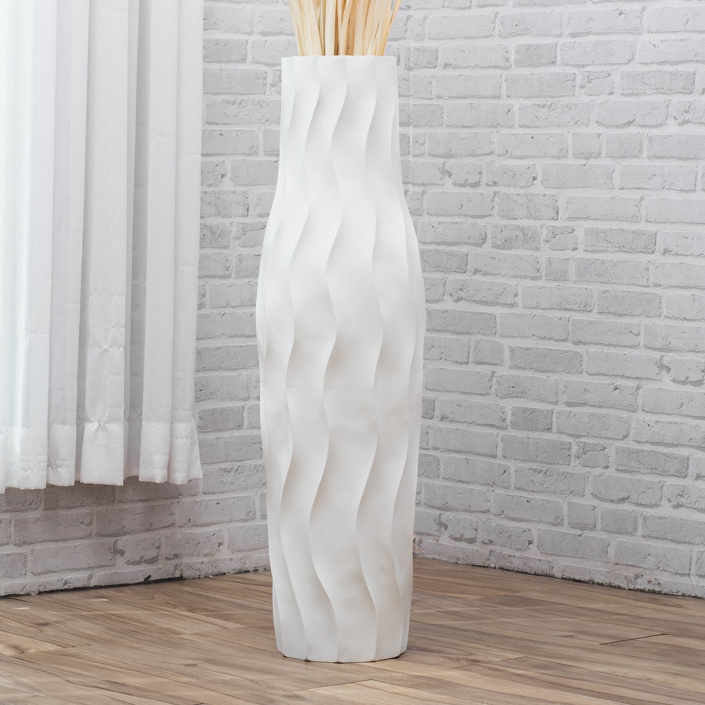 Large Mango Wood Floor Vase – Handcrafted Decorative Highlight from Thailand, 34 inches