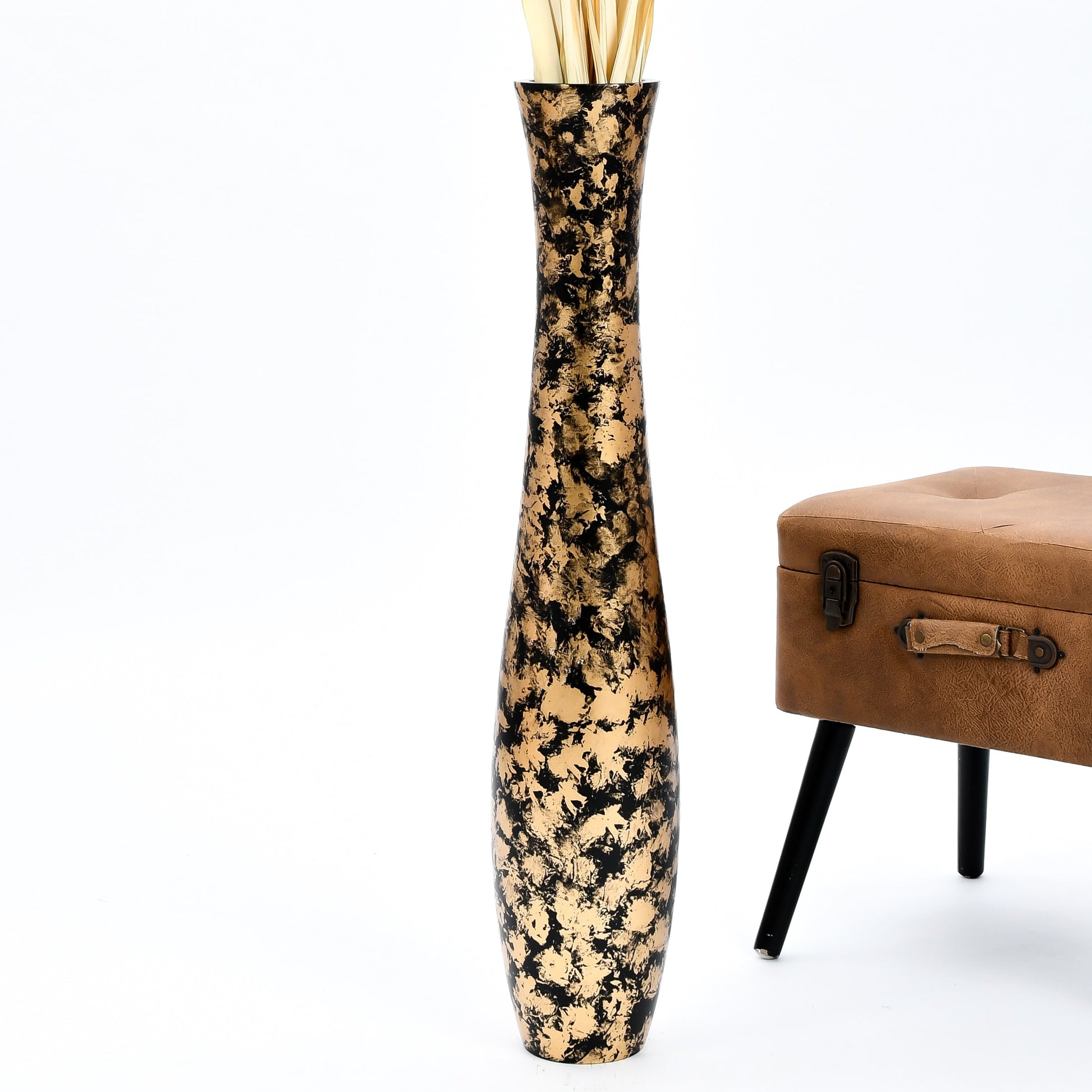 Large Mango Wood Floor Vase – Handcrafted Decorative Highlight from Thailand, 34 inches