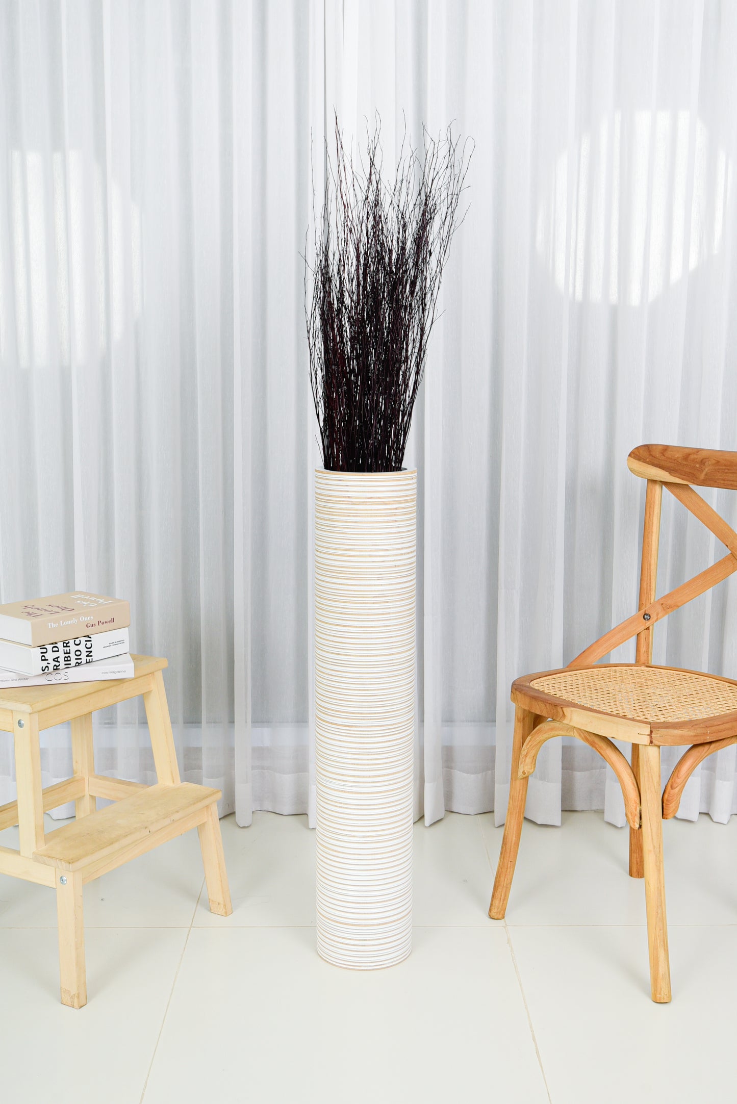 Large Mango Wood Floor Vase – Handcrafted Decorative Highlight from Thailand, 34 inches