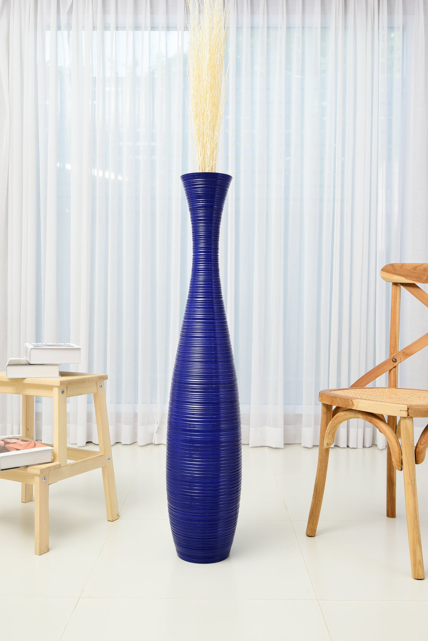 Large Mango Wood Floor Vase – Handcrafted Decorative Highlight from Thailand, 41 inches