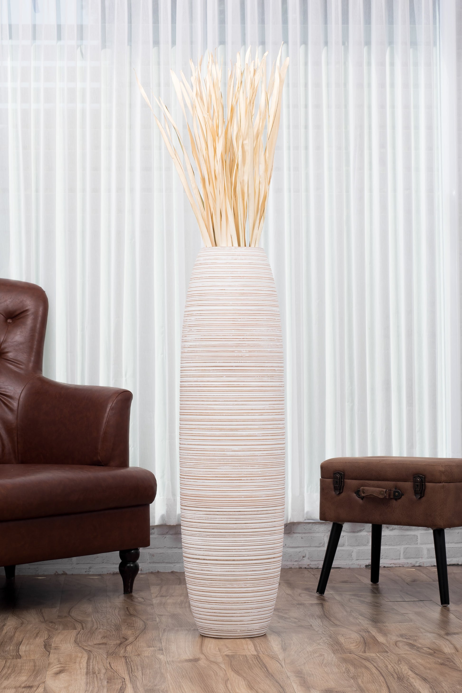 Large Mango Wood Floor Vase – Handcrafted Decorative Highlight from Thailand, 41 inches