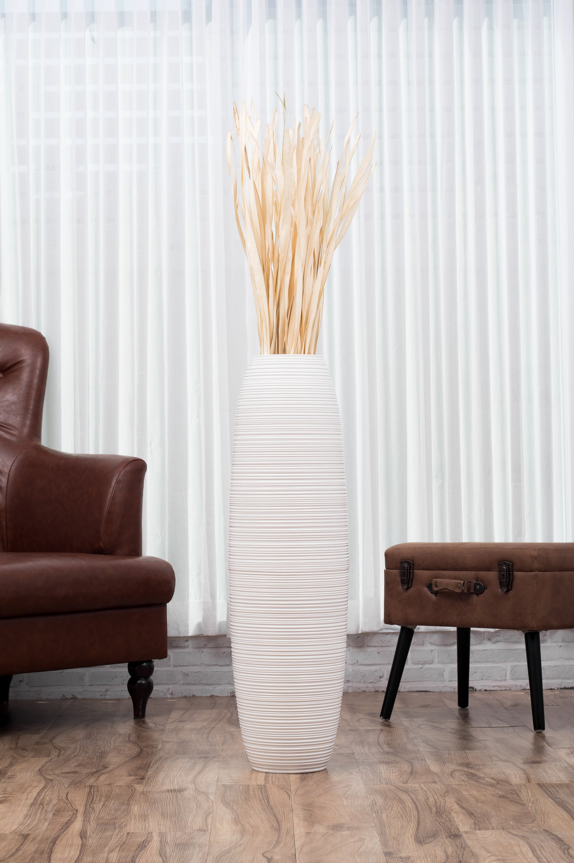 Large Mango Wood Floor Vase – Handcrafted Decorative Highlight from Thailand, 34 inches