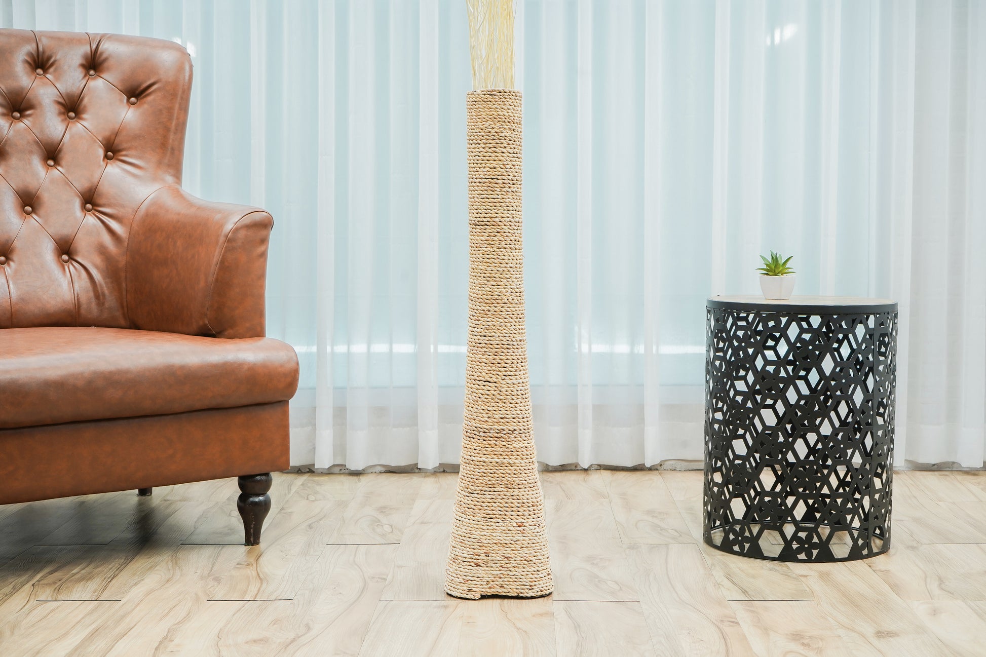 Large & Tall Floor Vase Made of Water Hyacinth and Bamboo – Handwoven Decorative Stand Vase for Dried Flowers & Branches, ecru, 36 inches - Model 2