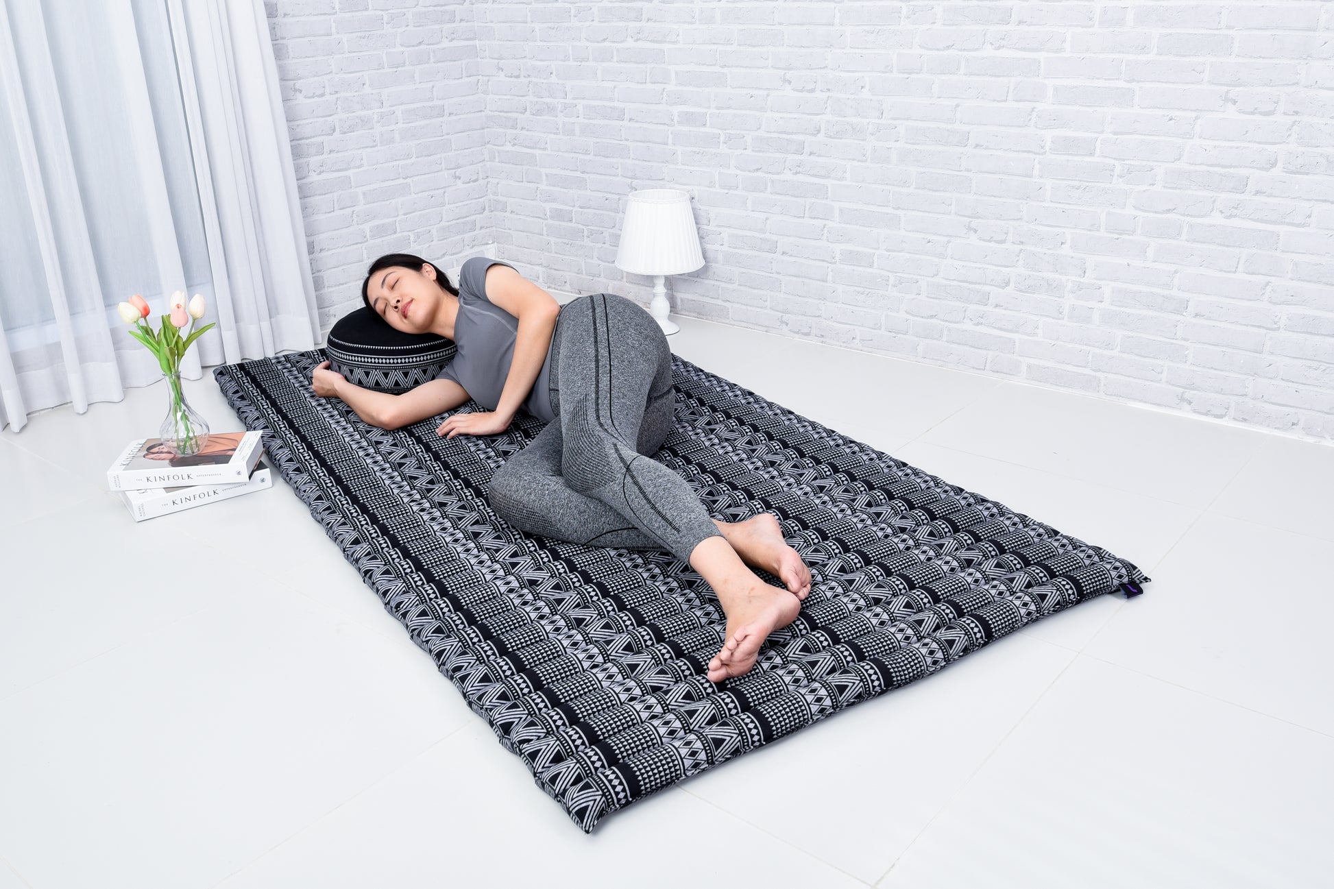 Kapok Roll-Up Mattress – Foldable Sleeping & Relax Mat with Cotton Cover for Home & Outdoor Use, Cbt3 - Black, L: 75x39