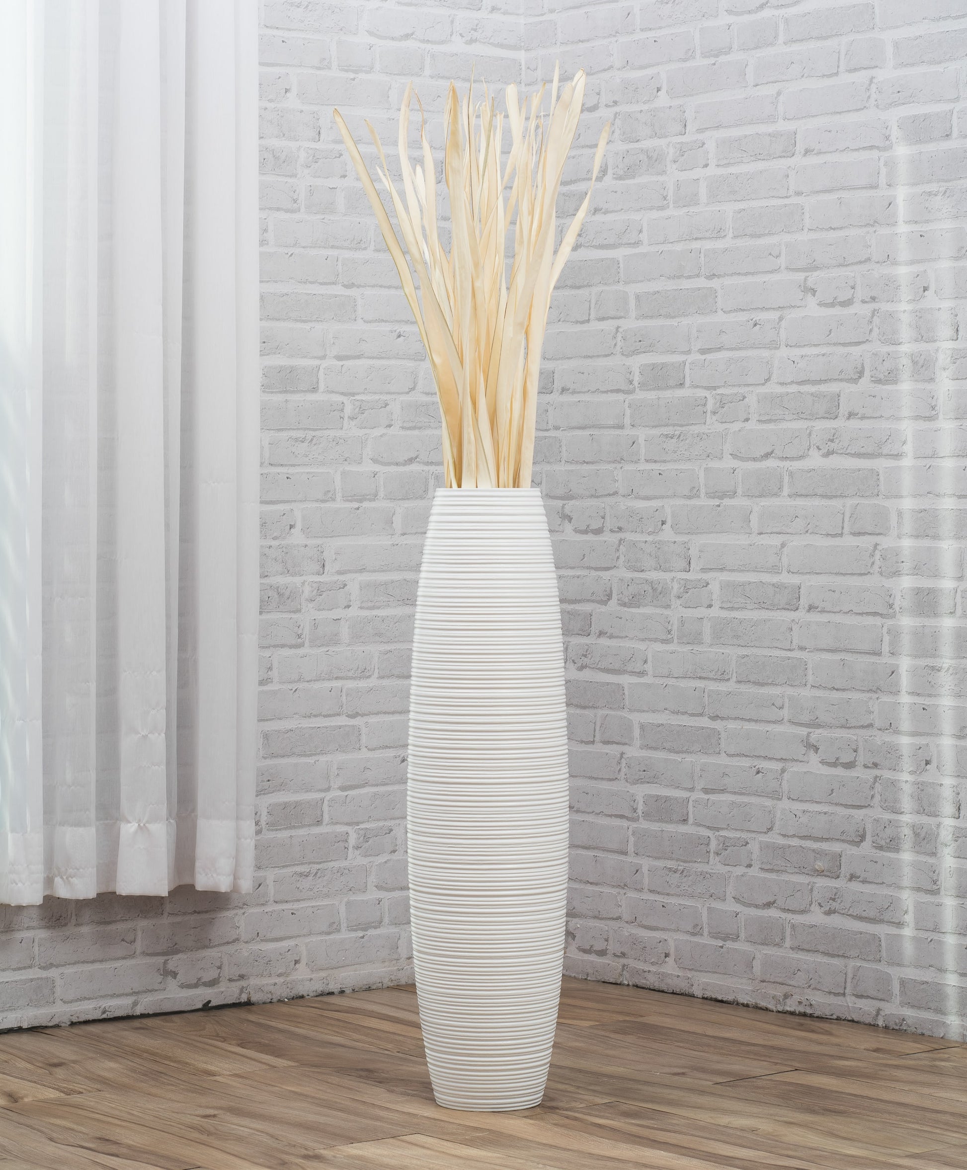 Large Mango Wood Floor Vase – Handcrafted Decorative Highlight from Thailand, 26 inches