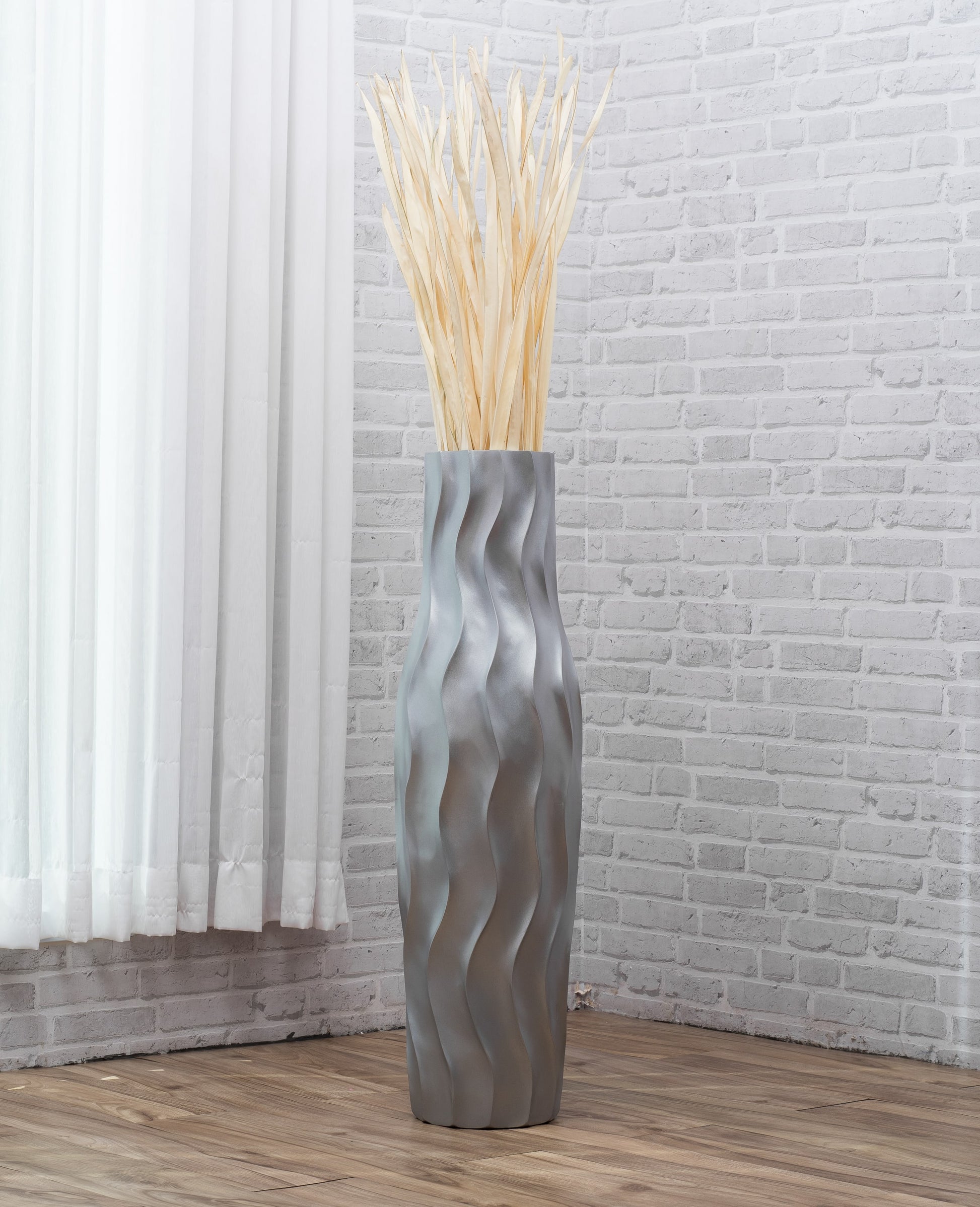 Large Mango Wood Floor Vase – Handcrafted Decorative Highlight from Thailand, 34 inches