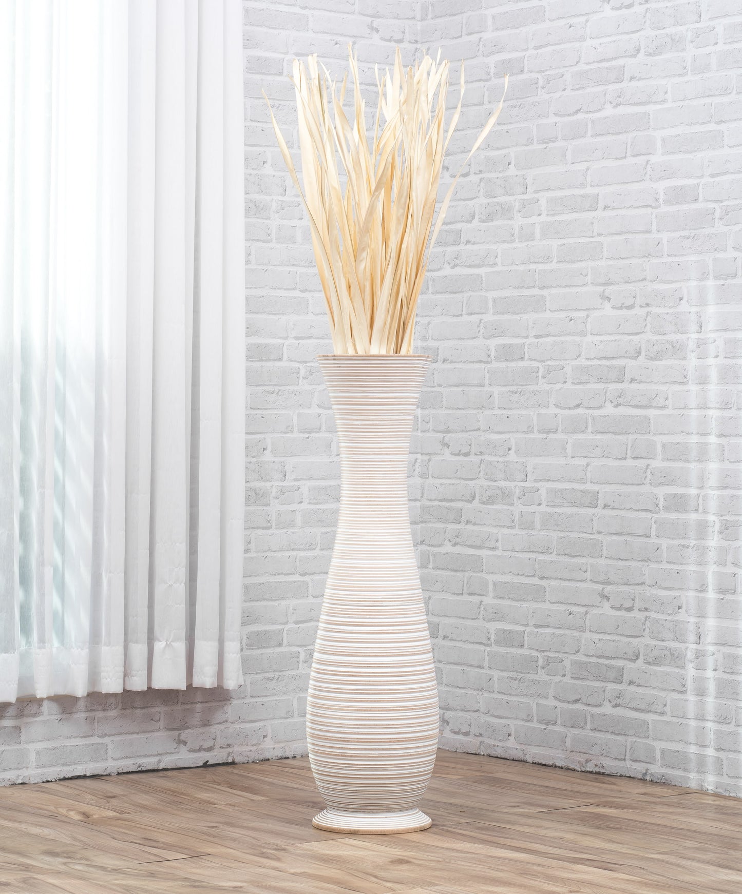 Large Mango Wood Floor Vase – Handcrafted Decorative Highlight from Thailand, 34 inches