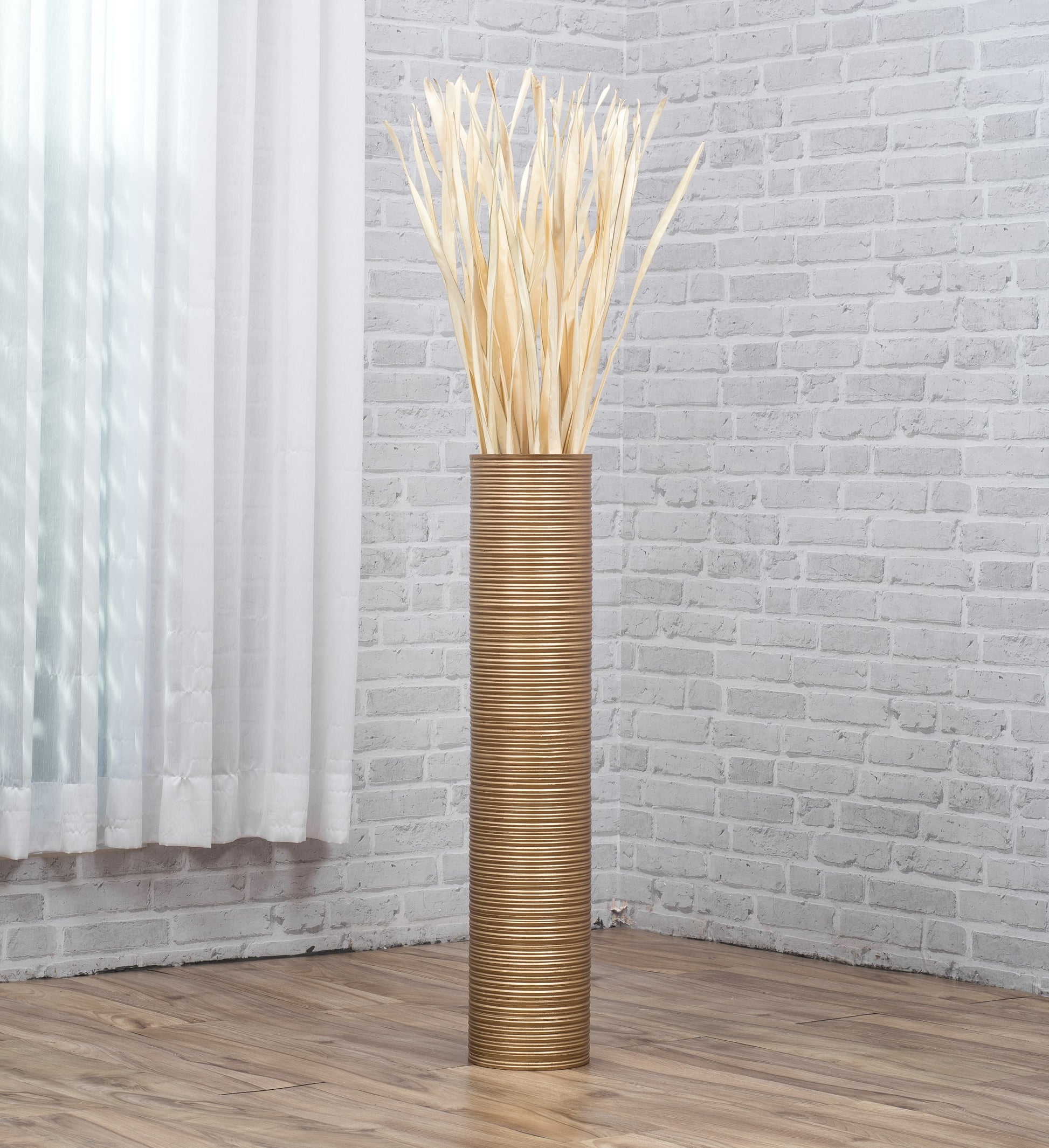 Large Mango Wood Floor Vase – Handcrafted Decorative Highlight from Thailand, 26 inches