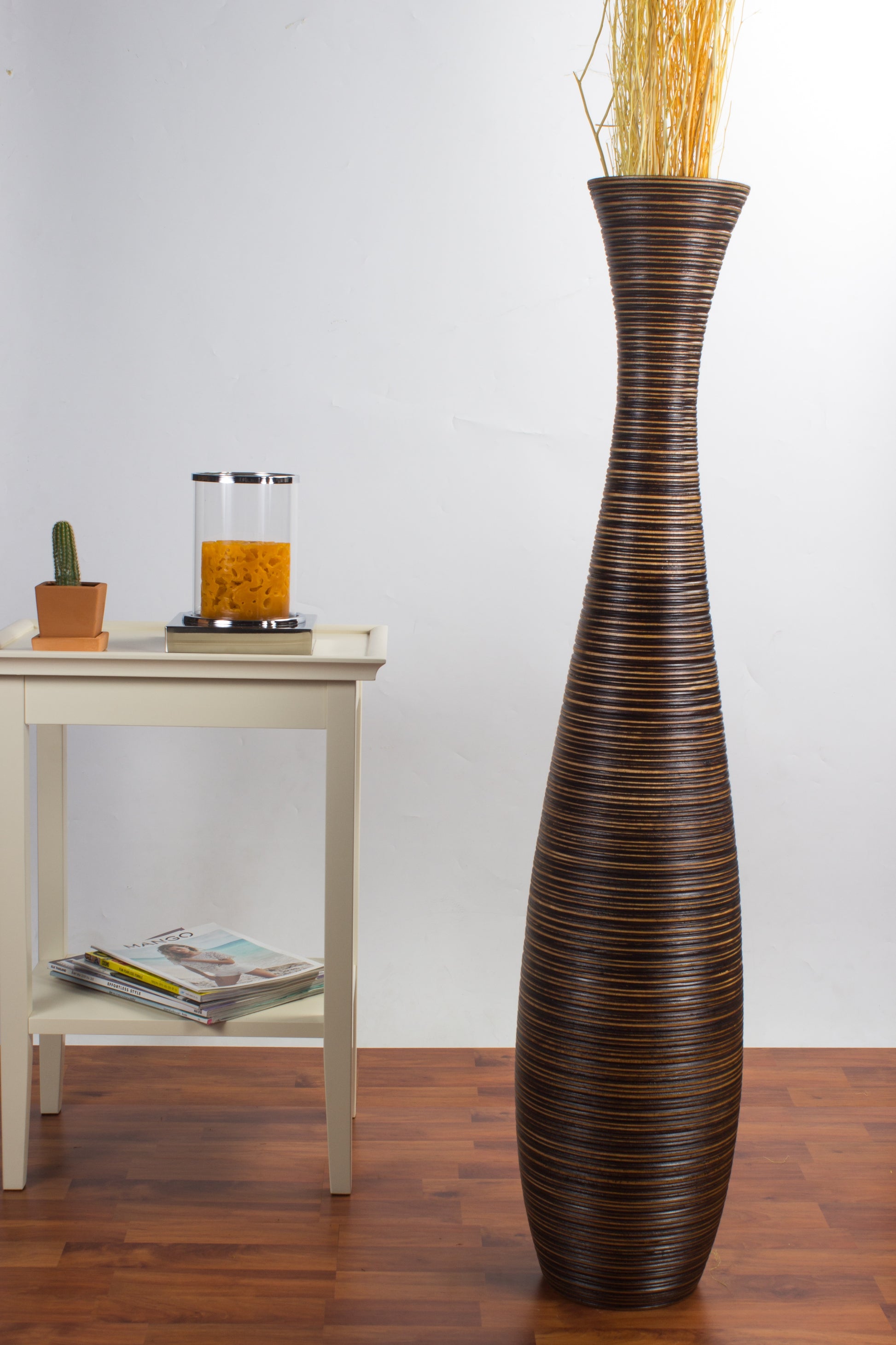 Large Mango Wood Floor Vase – Handcrafted Decorative Highlight from Thailand, 41 inches