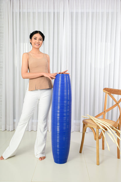 Large Mango Wood Floor Vase – Handcrafted Decorative Highlight from Thailand, 41 inches