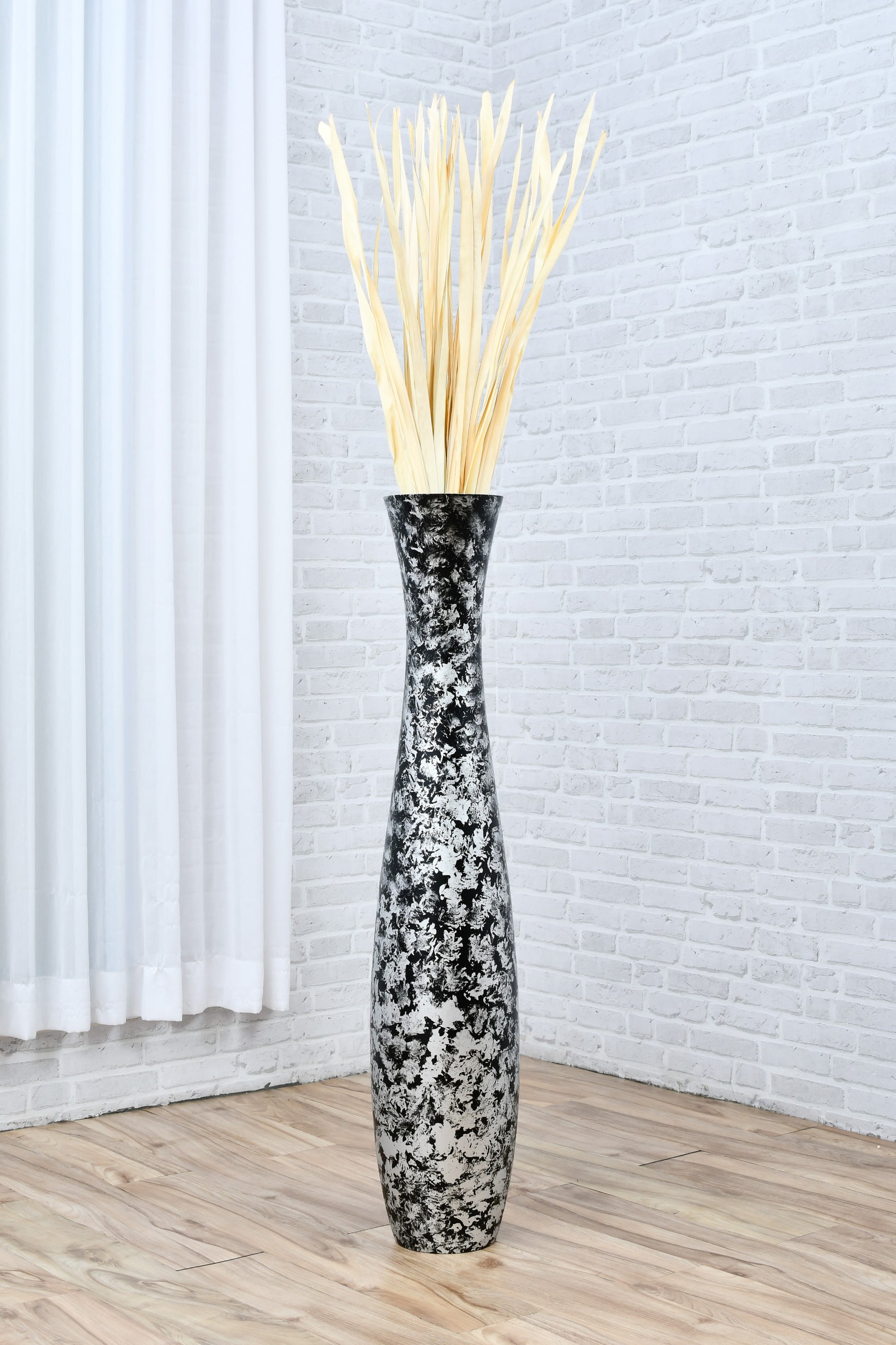 Large Mango Wood Floor Vase – Handcrafted Decorative Highlight from Thailand, 41 inches
