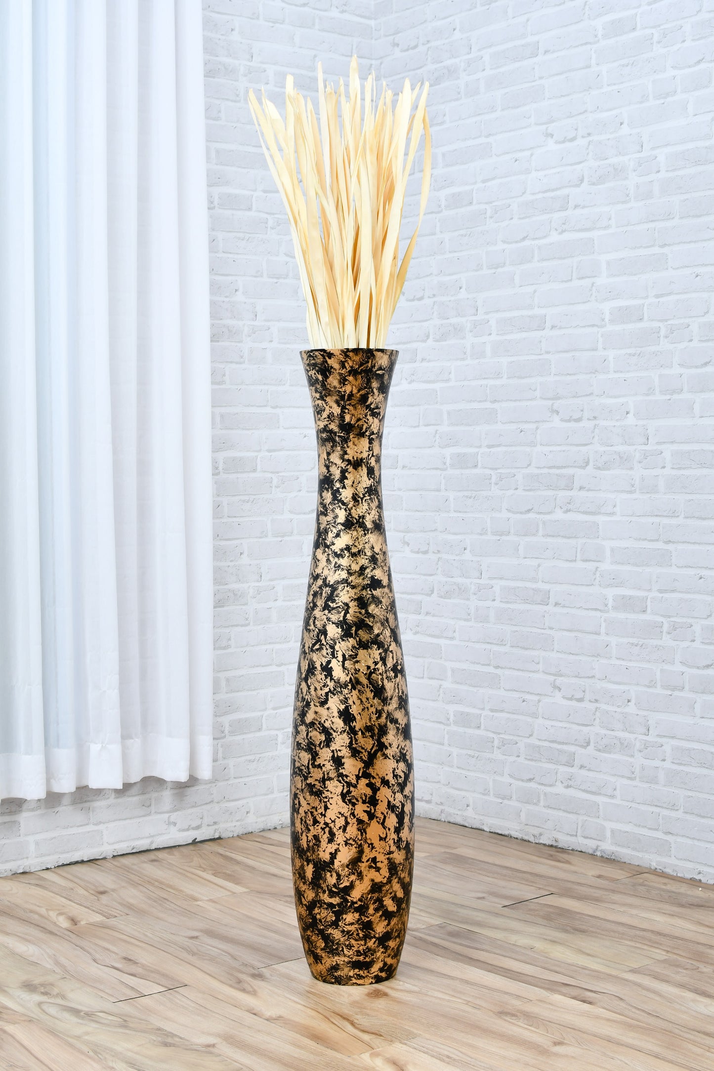 Large Mango Wood Floor Vase – Handcrafted Decorative Highlight from Thailand, 41 inches