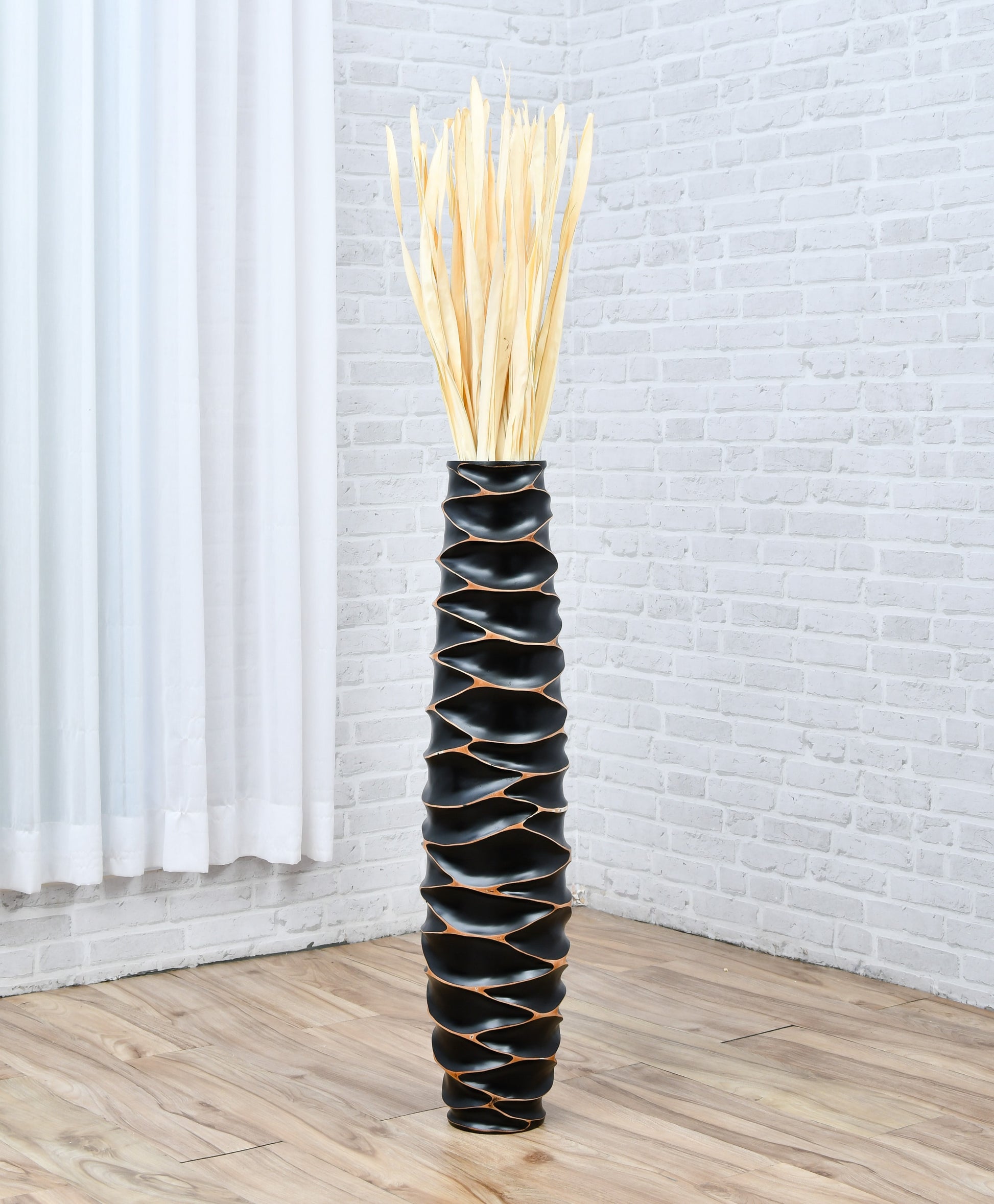 Large Mango Wood Floor Vase – Handcrafted Decorative Highlight from Thailand, 34 inches