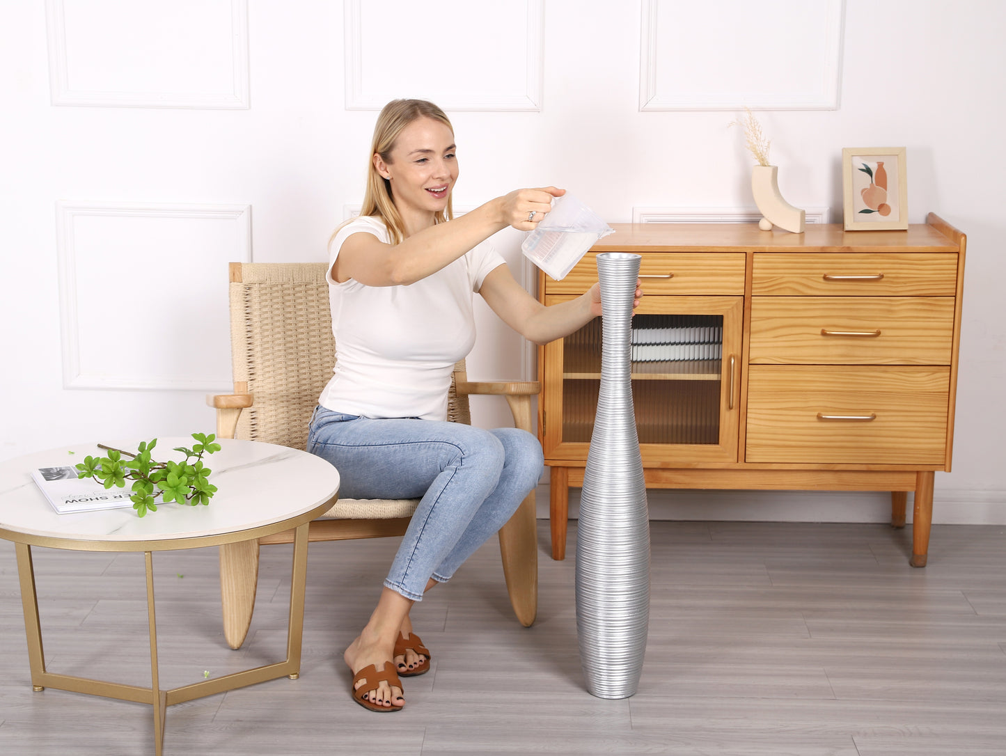 Large Resin Floor Vase – Stylish Waterproof Vase for Fresh & Dried Flowers, 34 inches