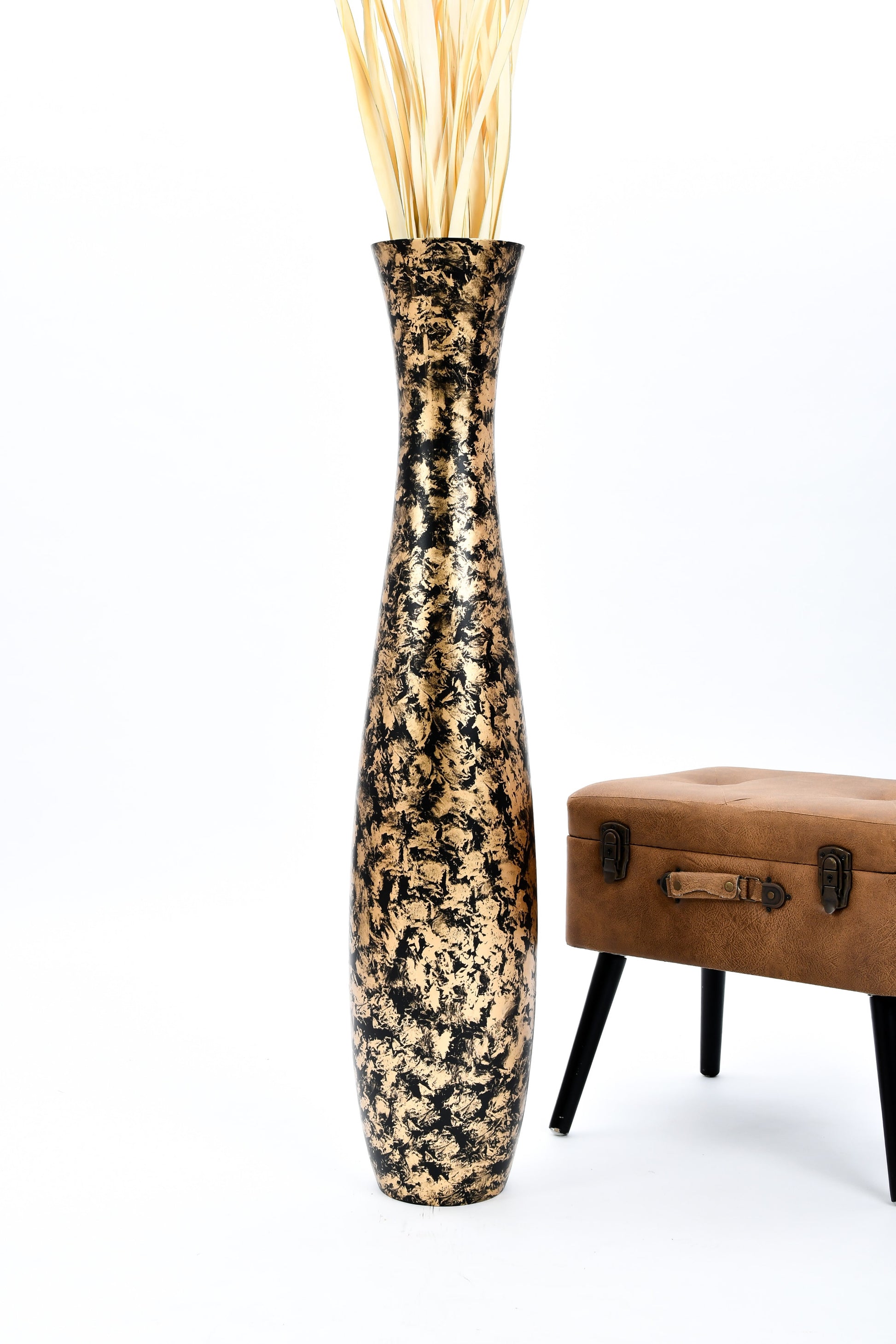Large Mango Wood Floor Vase – Handcrafted Decorative Highlight from Thailand, 41 inches