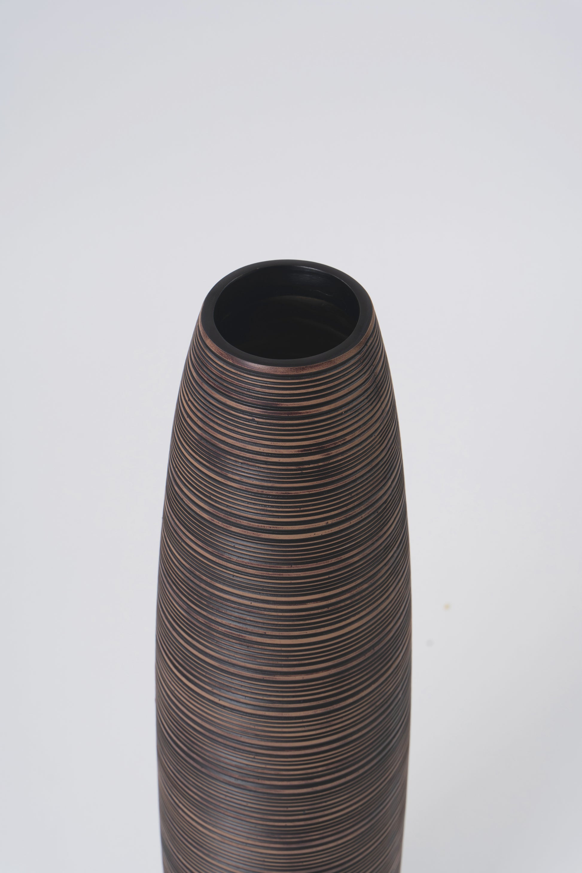 Large Resin Floor Vase – Stylish Waterproof Vase for Fresh & Dried Flowers, 34 inches