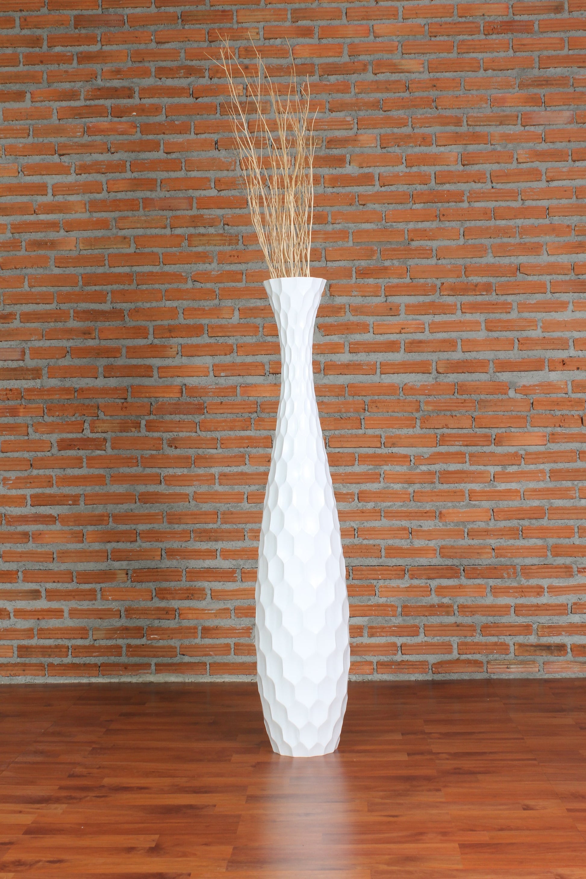 Large Mango Wood Floor Vase – Handcrafted Decorative Highlight from Thailand, 41 inches