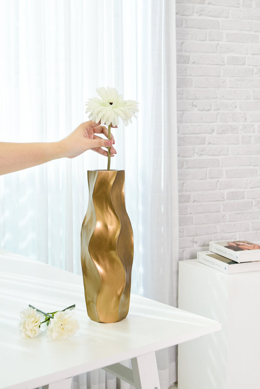 Compact Resin Vase – Stylish Waterproof Decorative Vase for Floor, Table or Shelf, gold, 14 inches