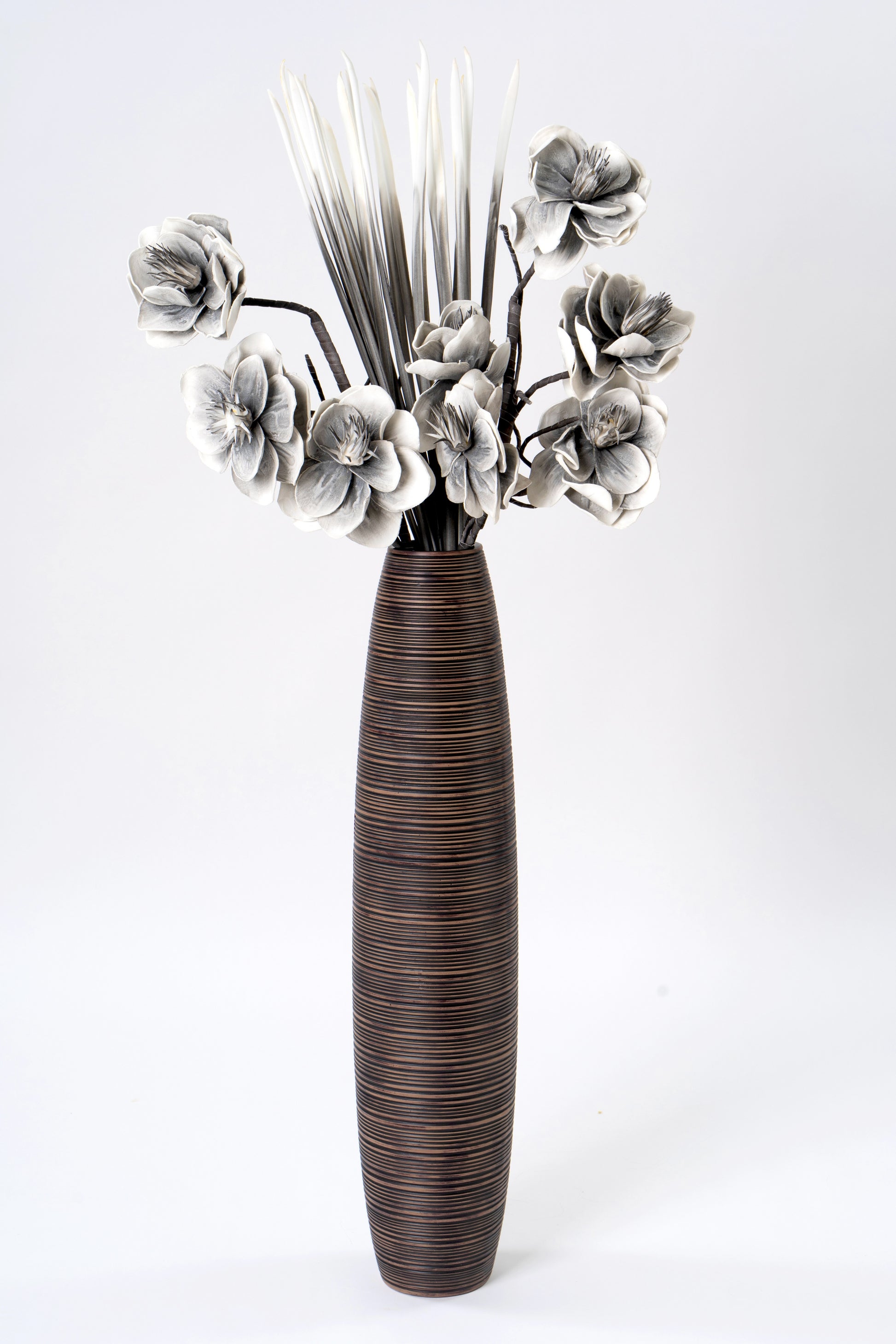 Large Resin Floor Vase – Stylish Waterproof Vase for Fresh & Dried Flowers, 34 inches