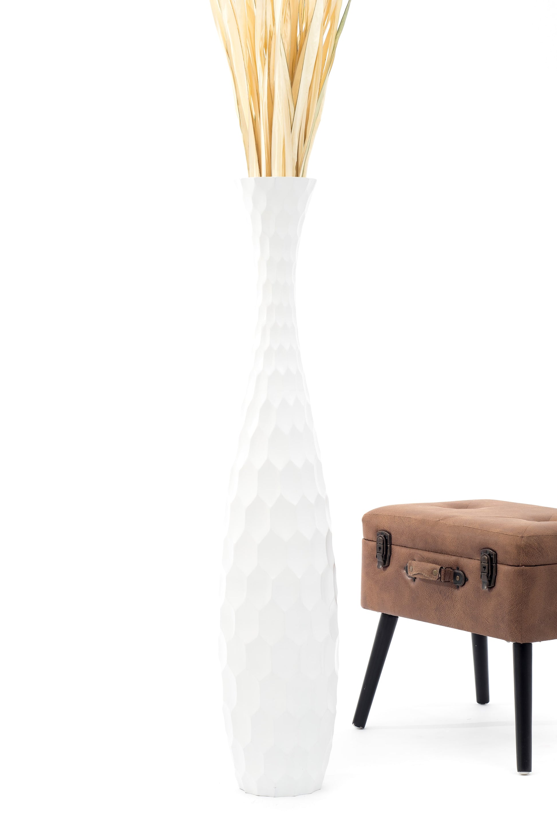 Large Mango Wood Floor Vase – Handcrafted Decorative Highlight from Thailand, 41 inches