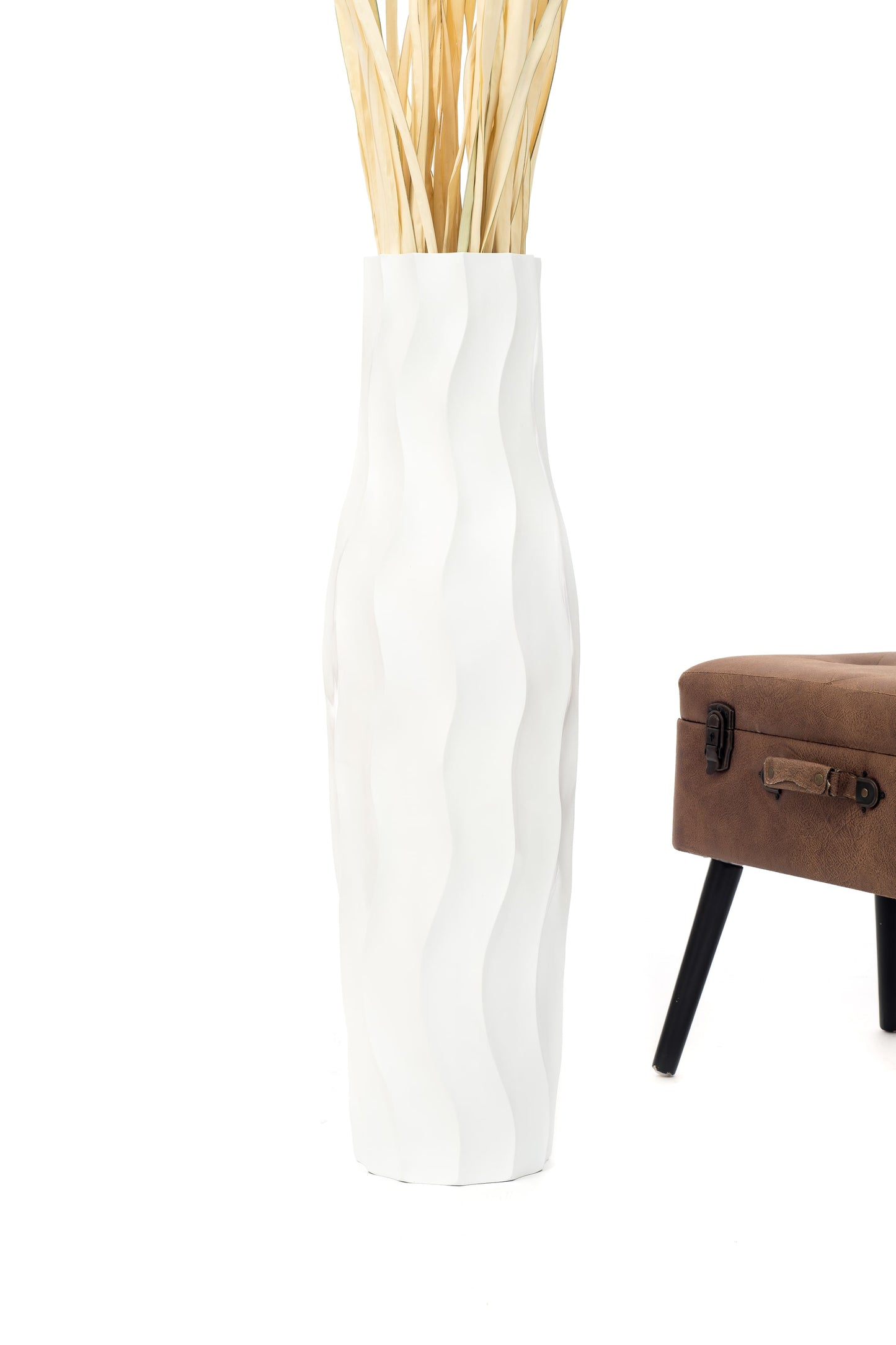 Large Mango Wood Floor Vase – Handcrafted Decorative Highlight from Thailand, 34 inches