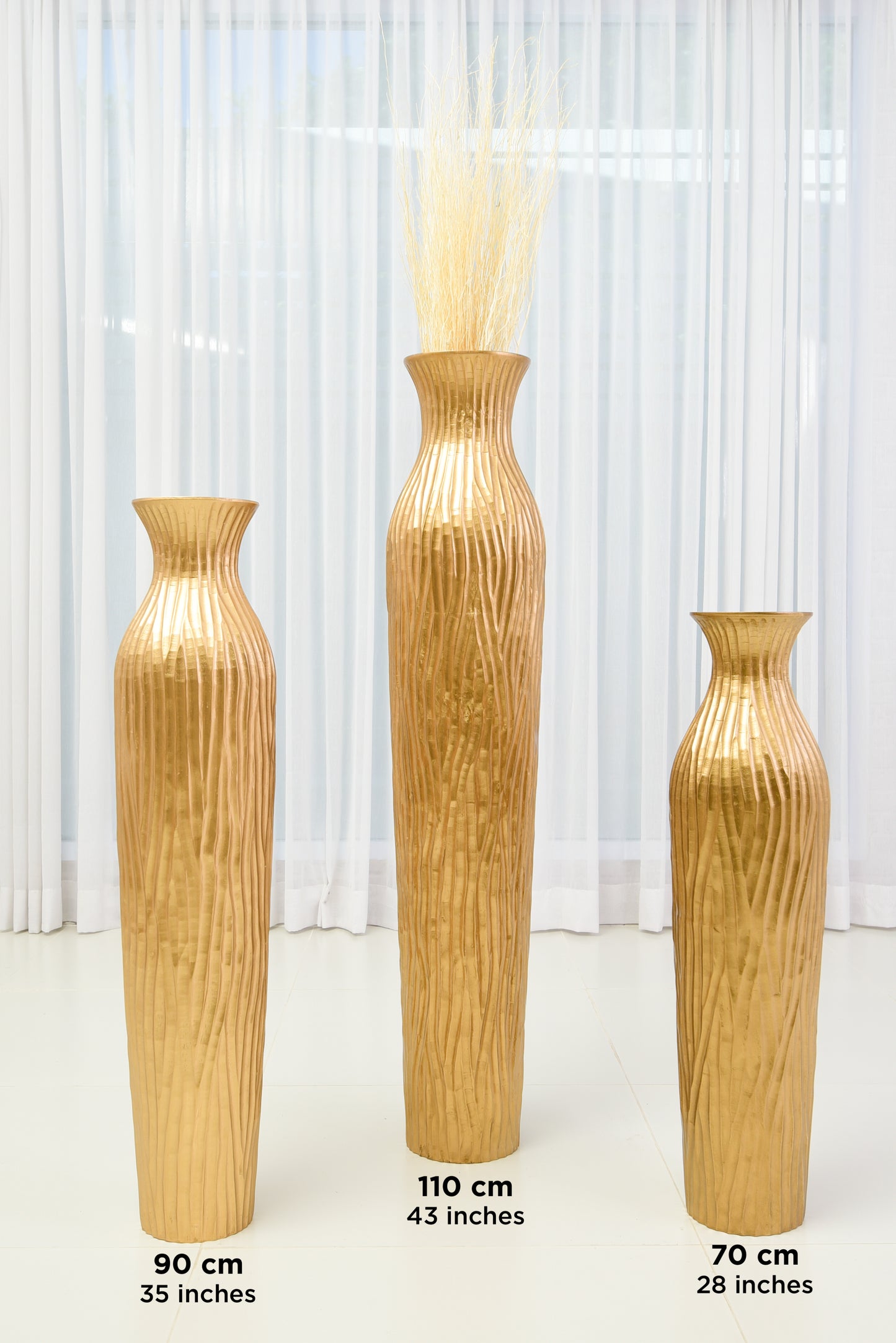 Large Mango Wood Floor Vase – Handcrafted Decorative Highlight from Thailand, 41 inches