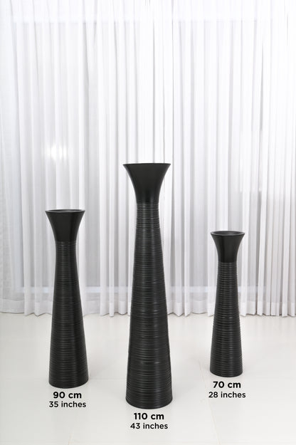 Large Mango Wood Floor Vase – Handcrafted Decorative Highlight from Thailand, black, 34 inches