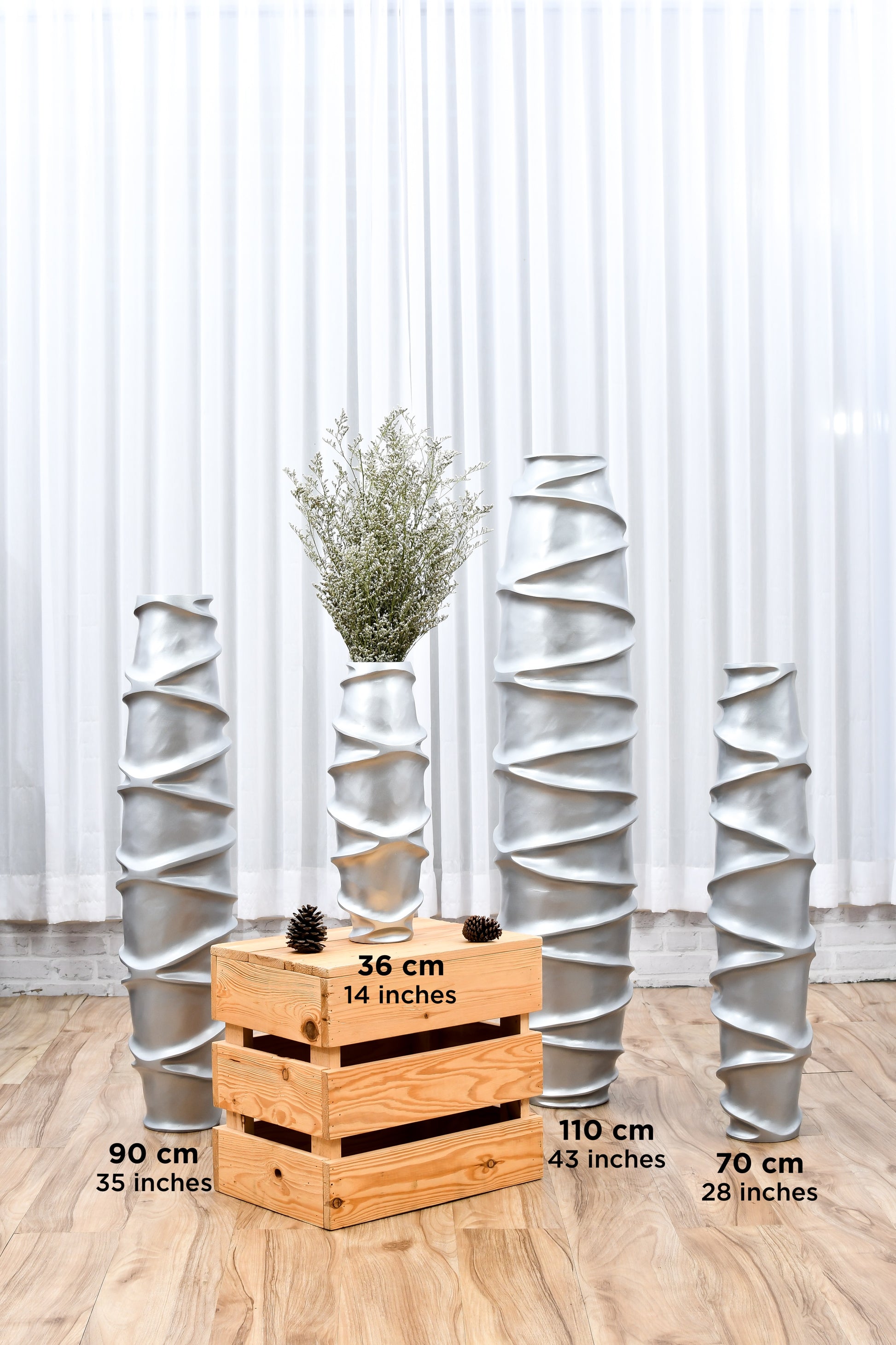 Large Mango Wood Floor Vase – Handcrafted Decorative Highlight from Thailand, 34 inches